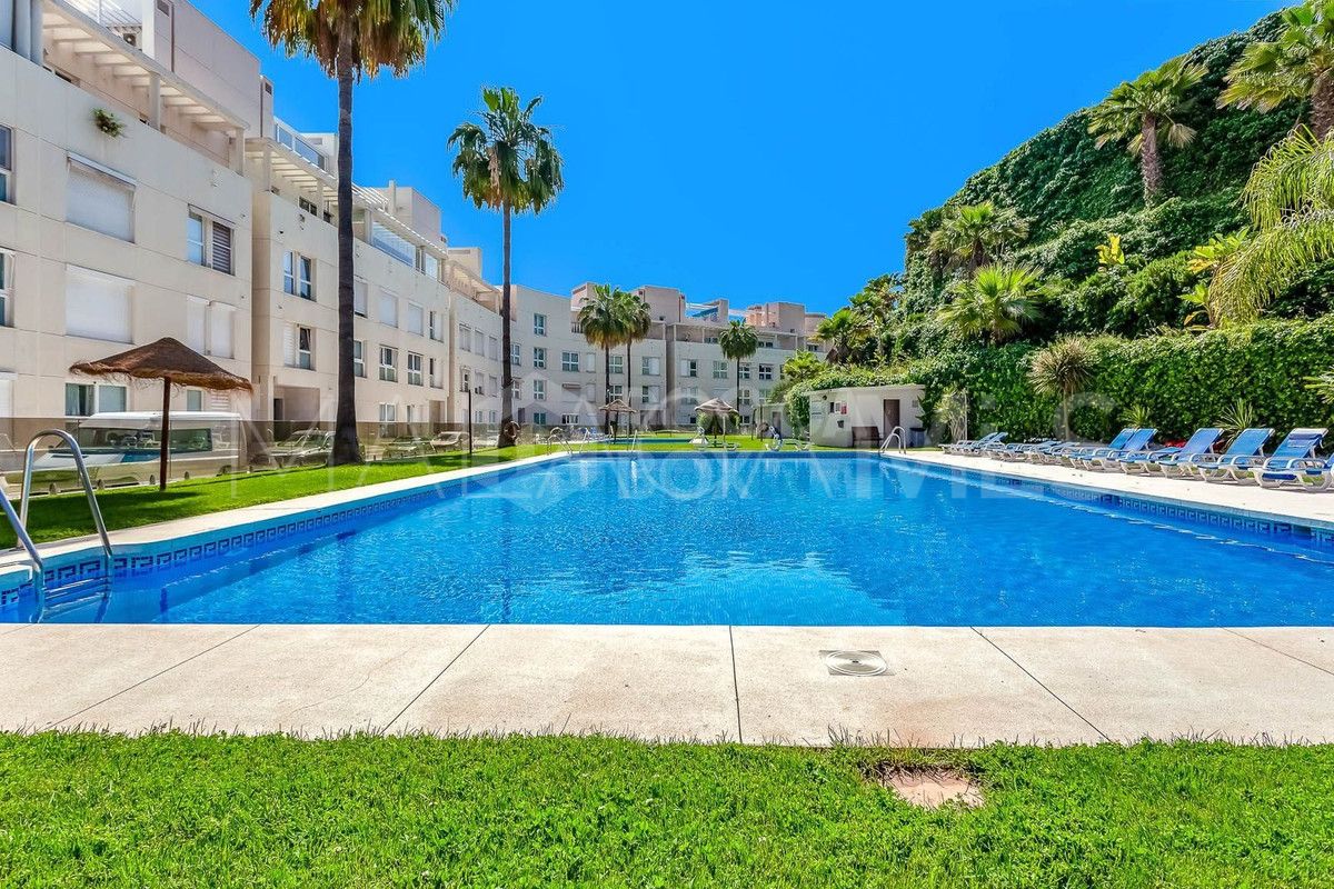 Markplanslägenhet for sale in Nueva Andalucia