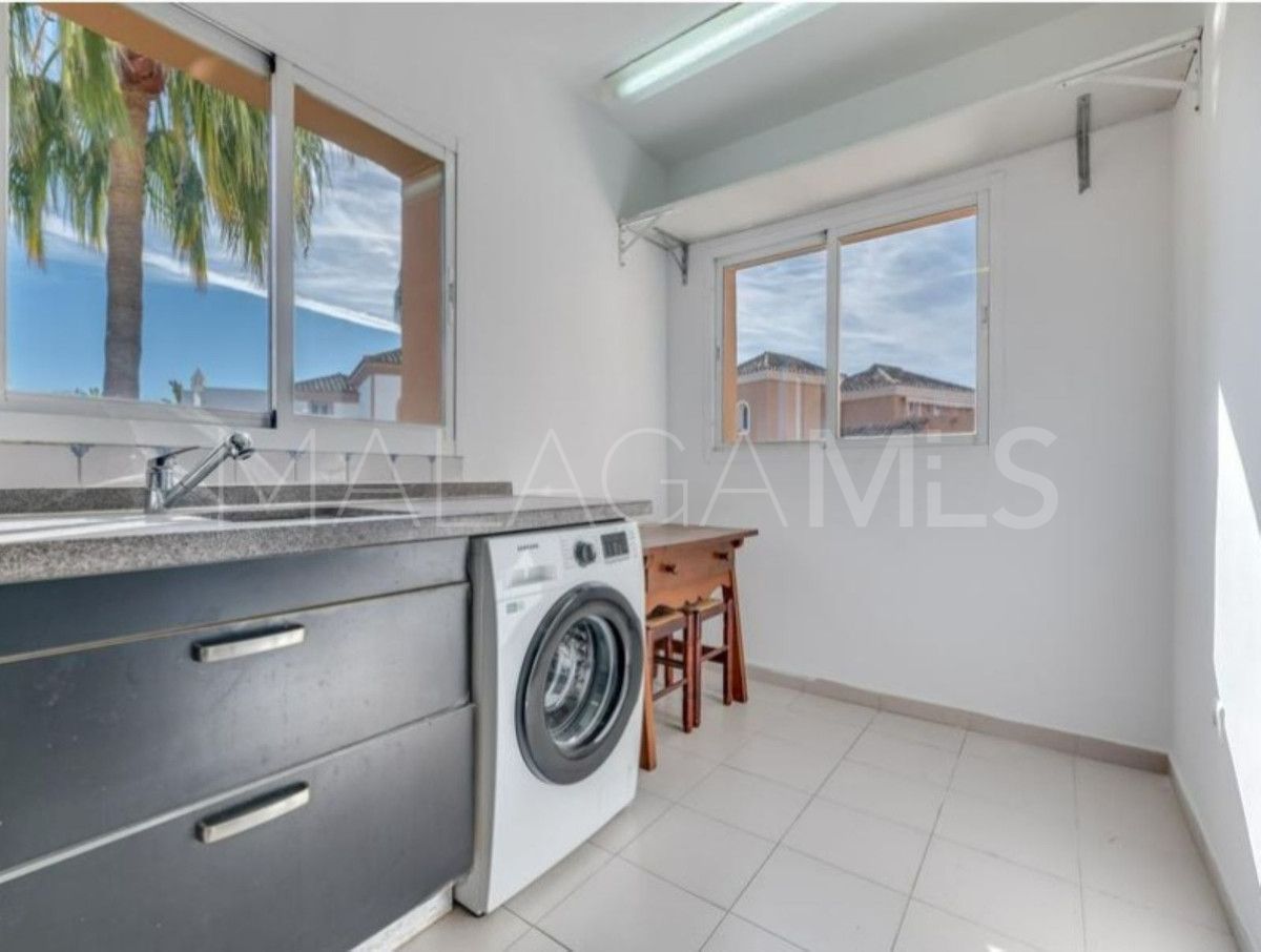 Lägenhet for sale in Guadalmina Alta