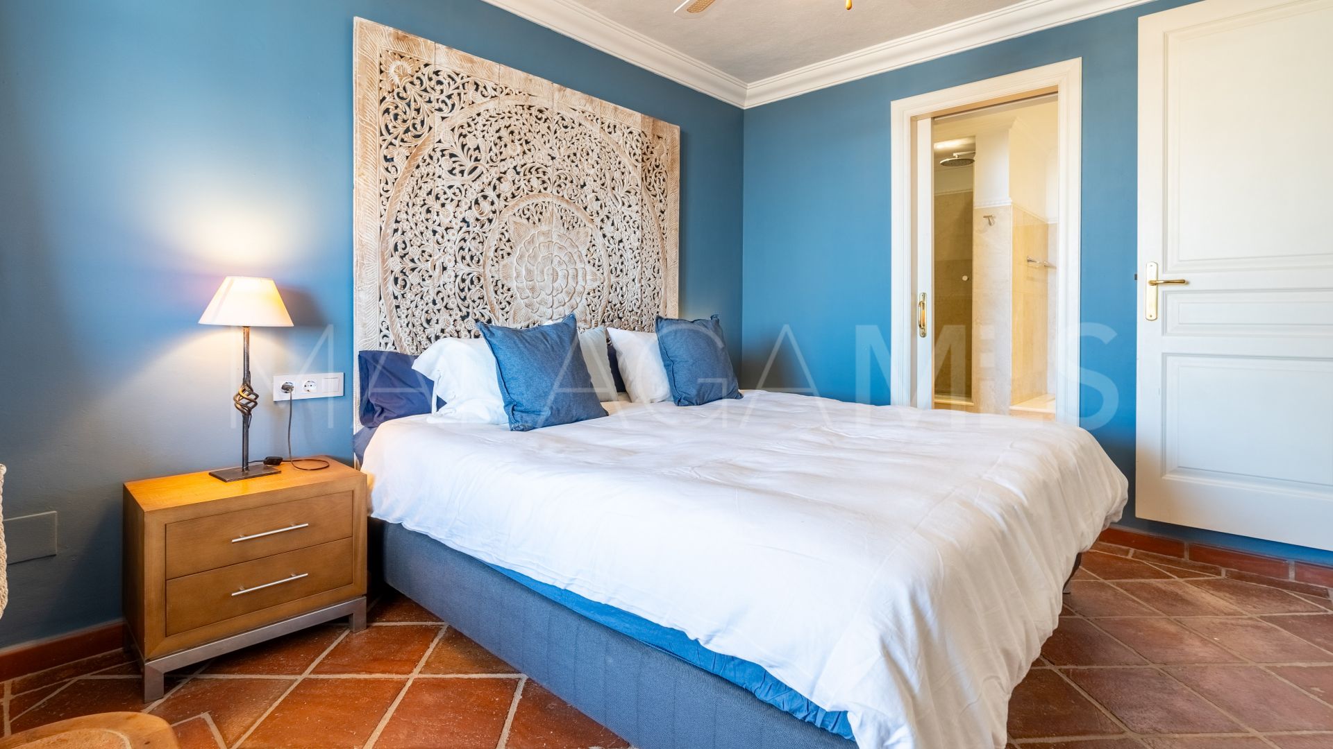 For sale town house with 2 bedrooms in La Heredia