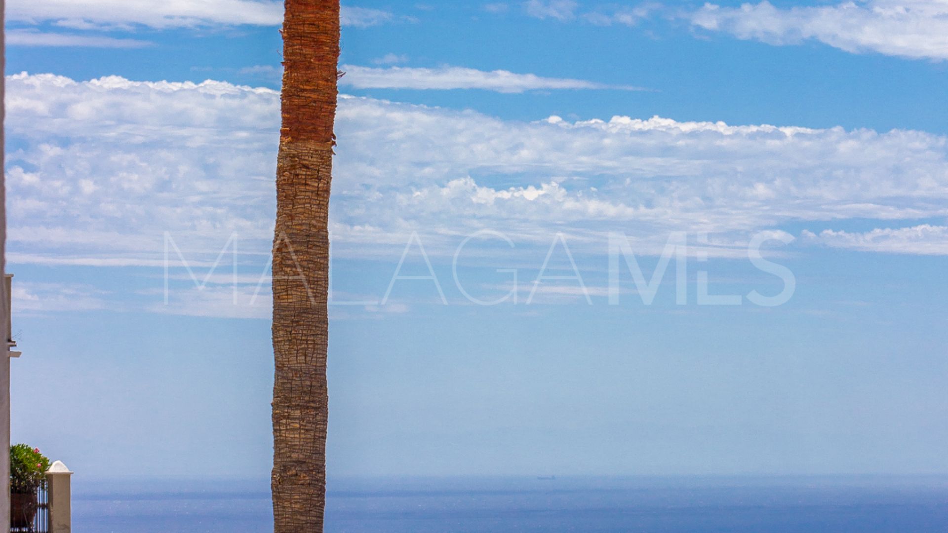 For sale town house with 2 bedrooms in La Heredia