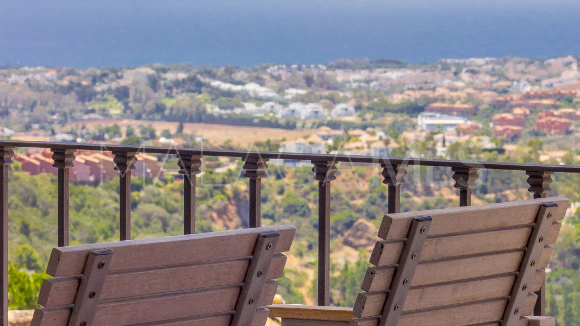 Radhus for sale in La Heredia