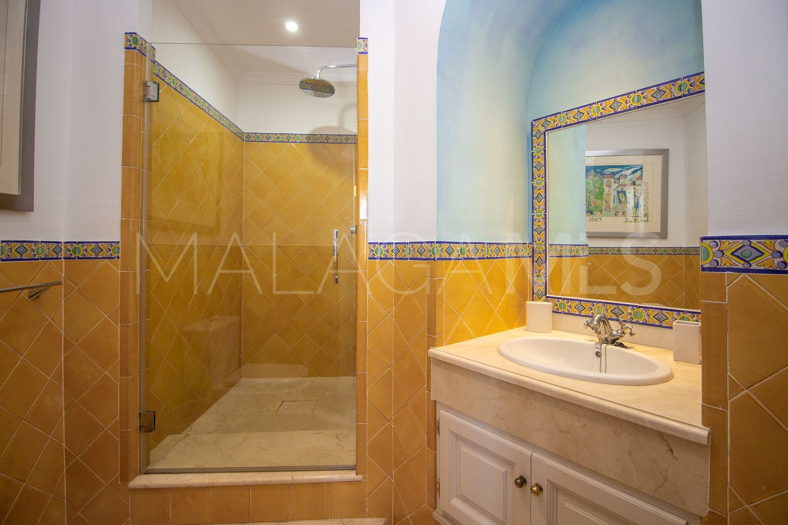 Radhus for sale in La Heredia