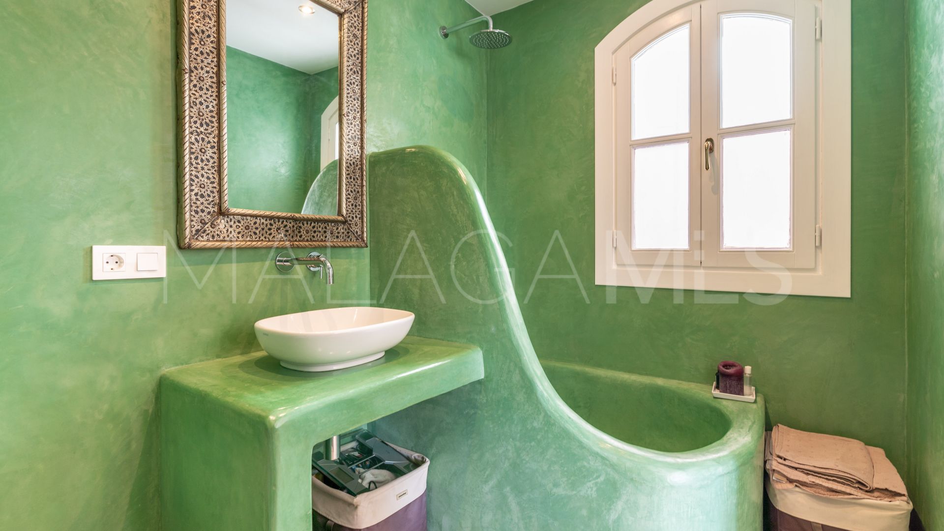 Radhus for sale in La Heredia