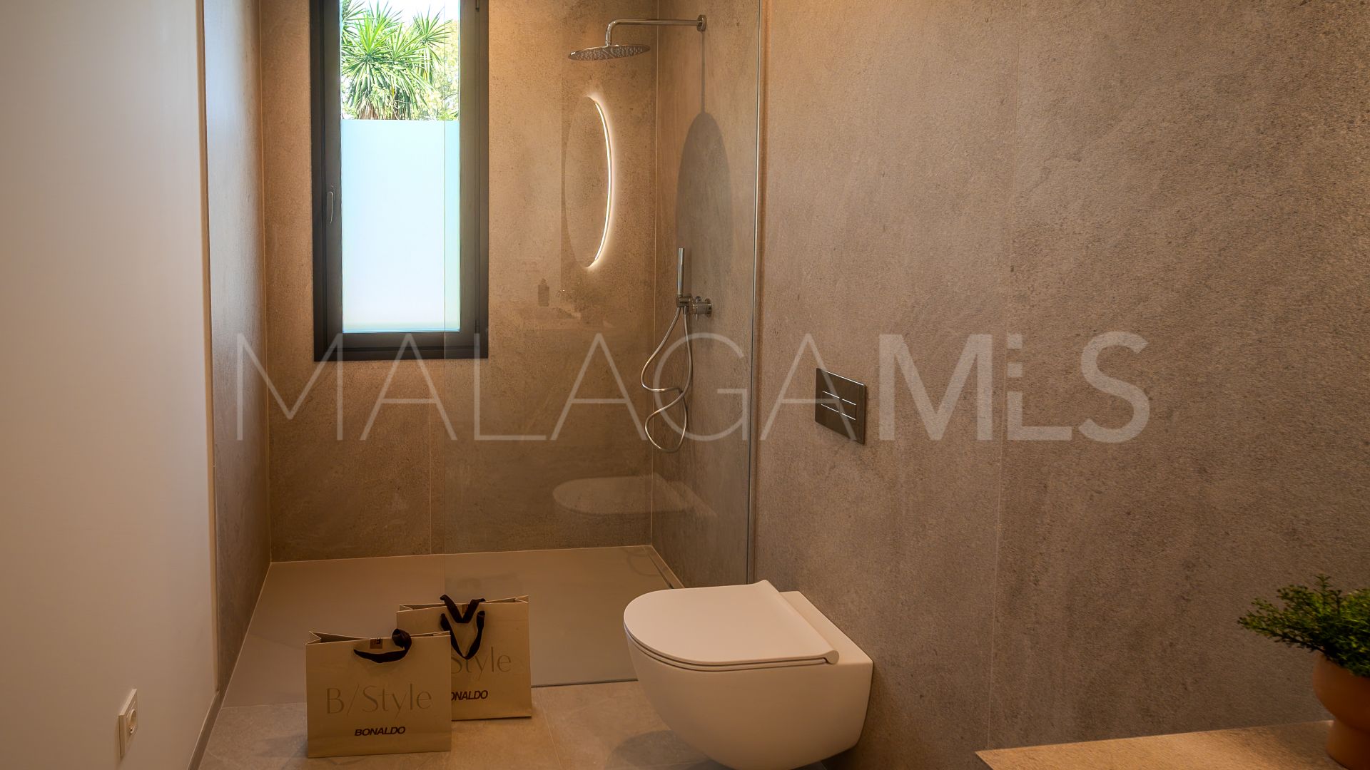 For sale La Quinta 6 bedrooms villa