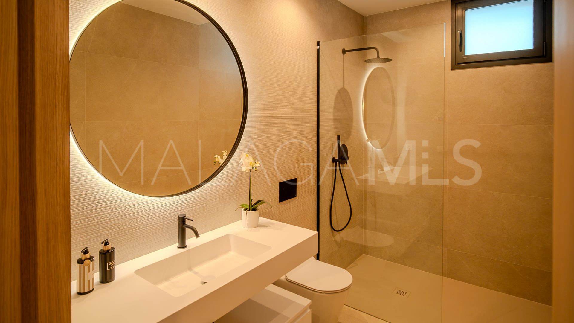 For sale La Quinta 6 bedrooms villa