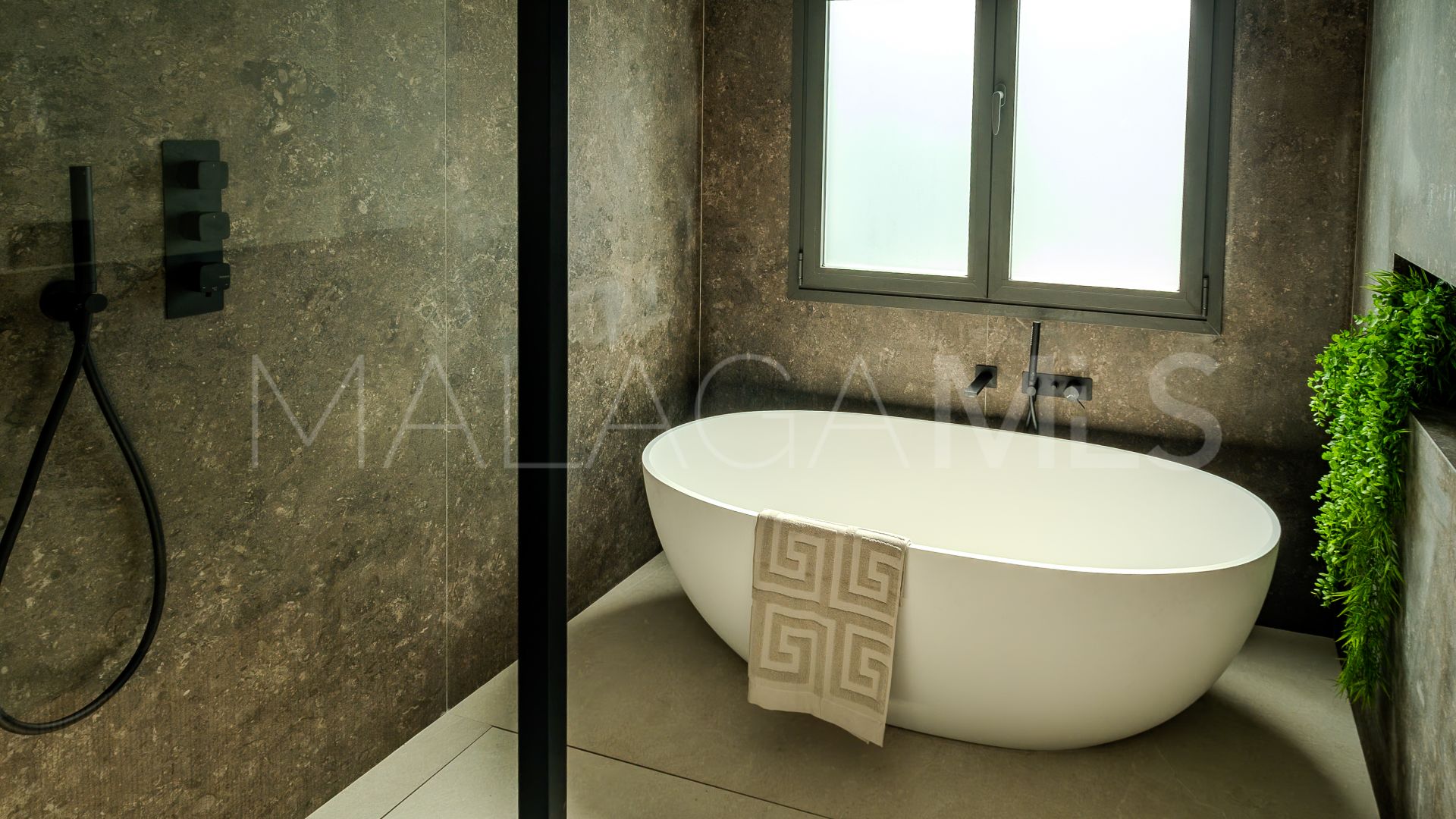 For sale La Quinta 6 bedrooms villa