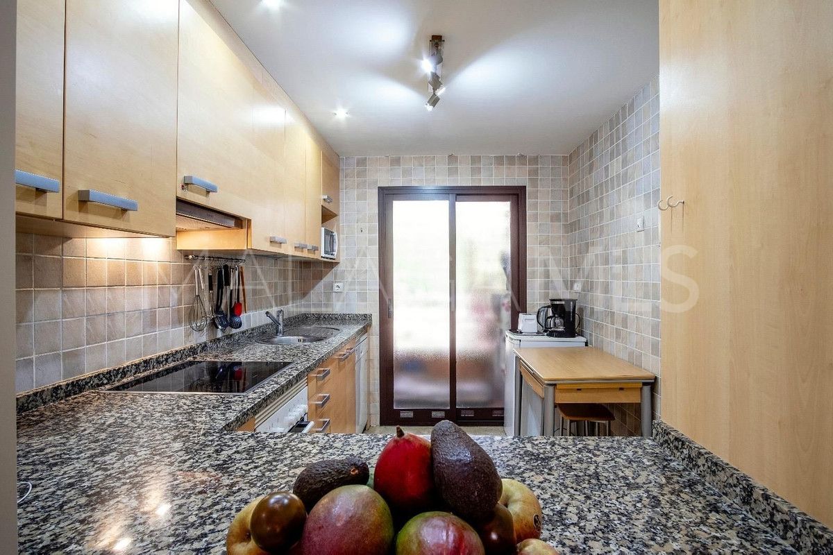 Erdgeschosswohnung for sale in Estepona