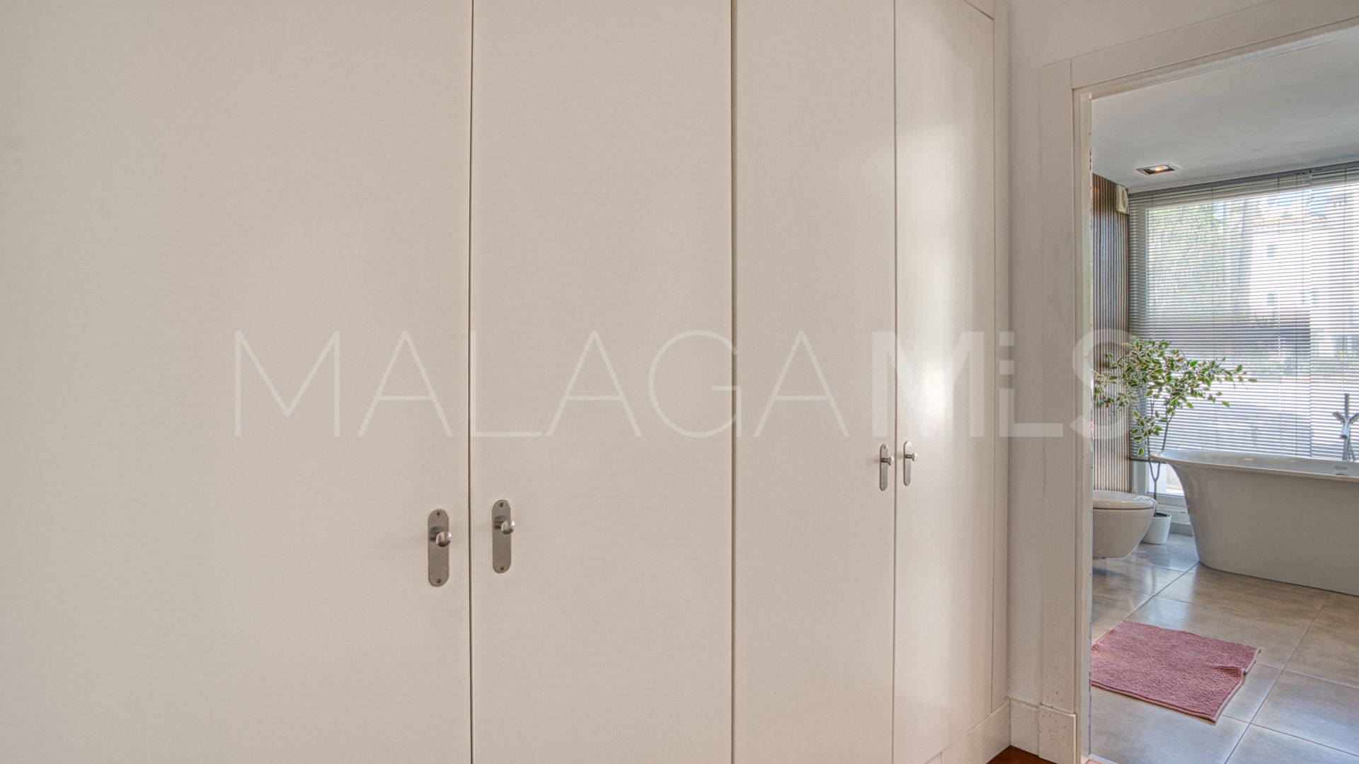 Se vende casa in Sitio de Calahonda de 4 bedrooms
