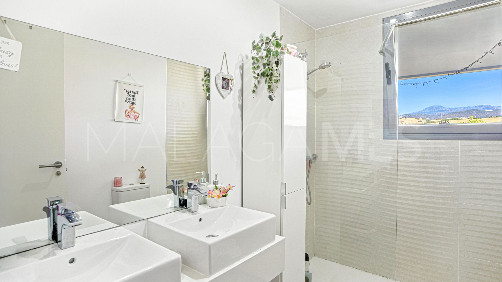 Apartamento a la venta in Estepona Oeste
