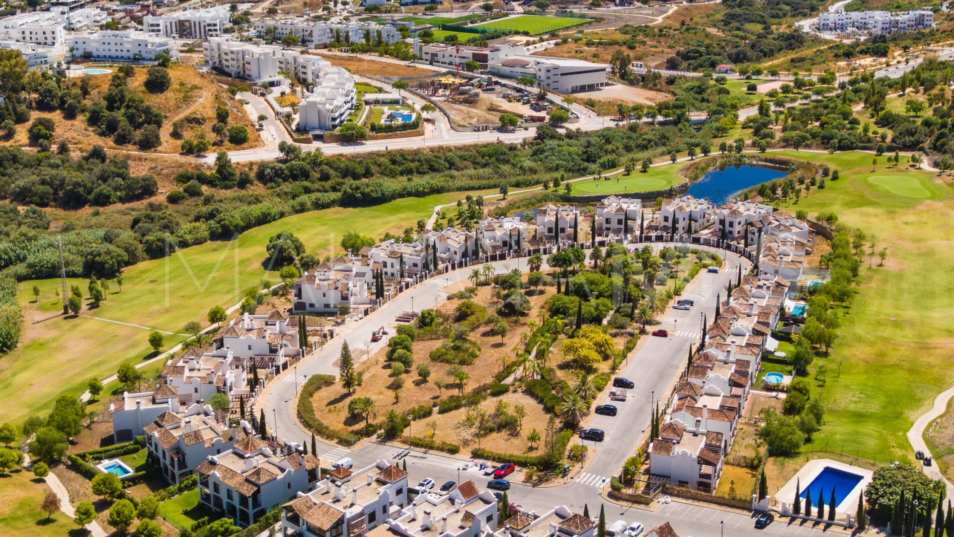 Villa for sale in Azata Golf