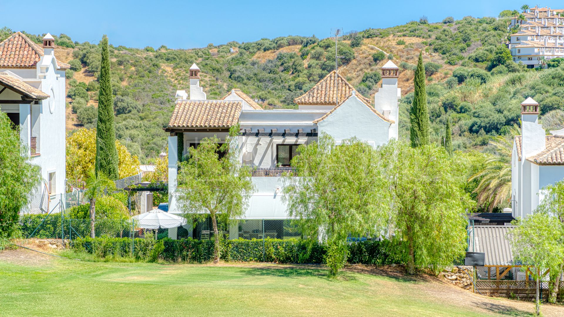 Villa for sale in Azata Golf