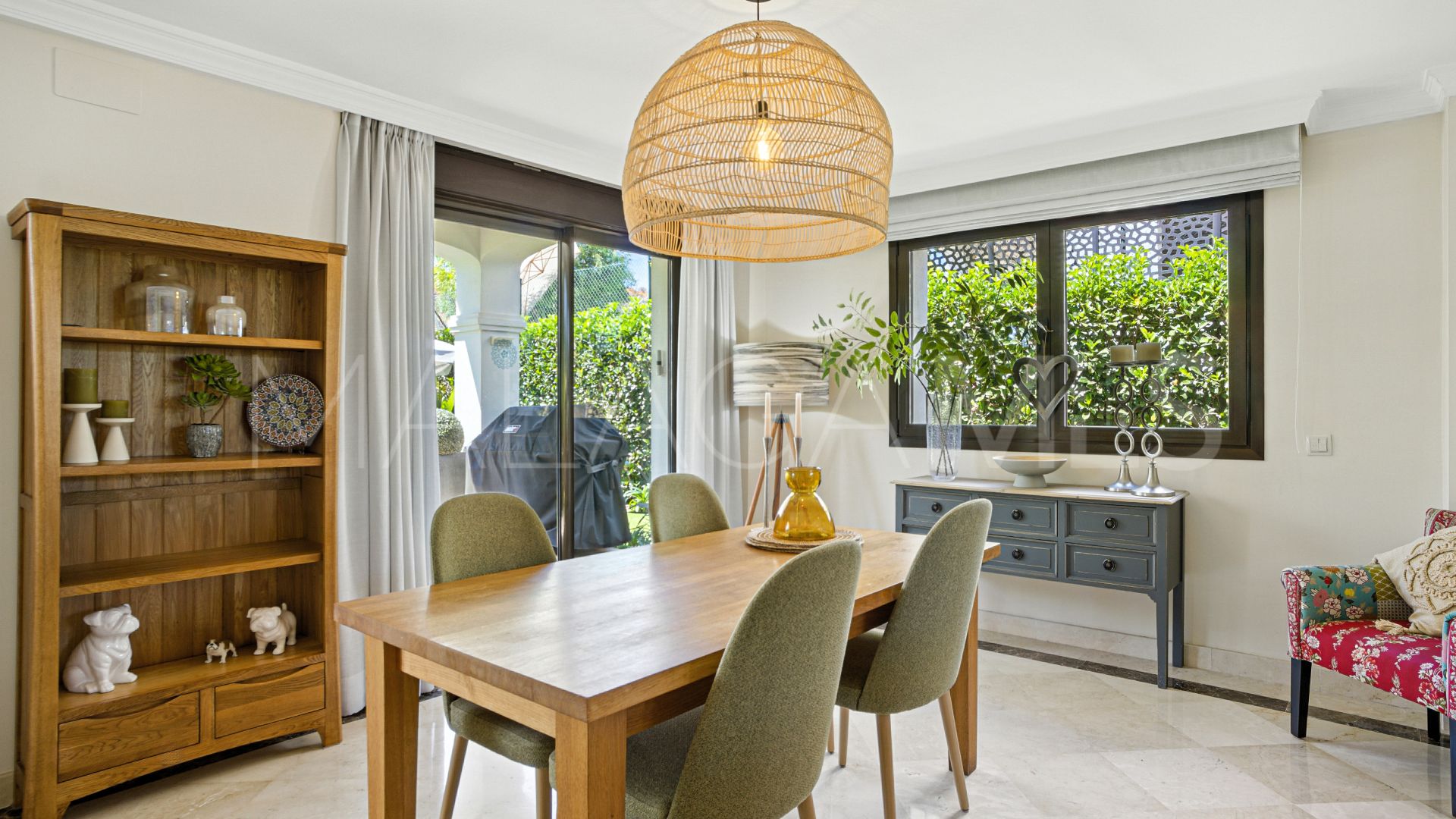 Villa a la venta with 3 bedrooms in Azata Golf