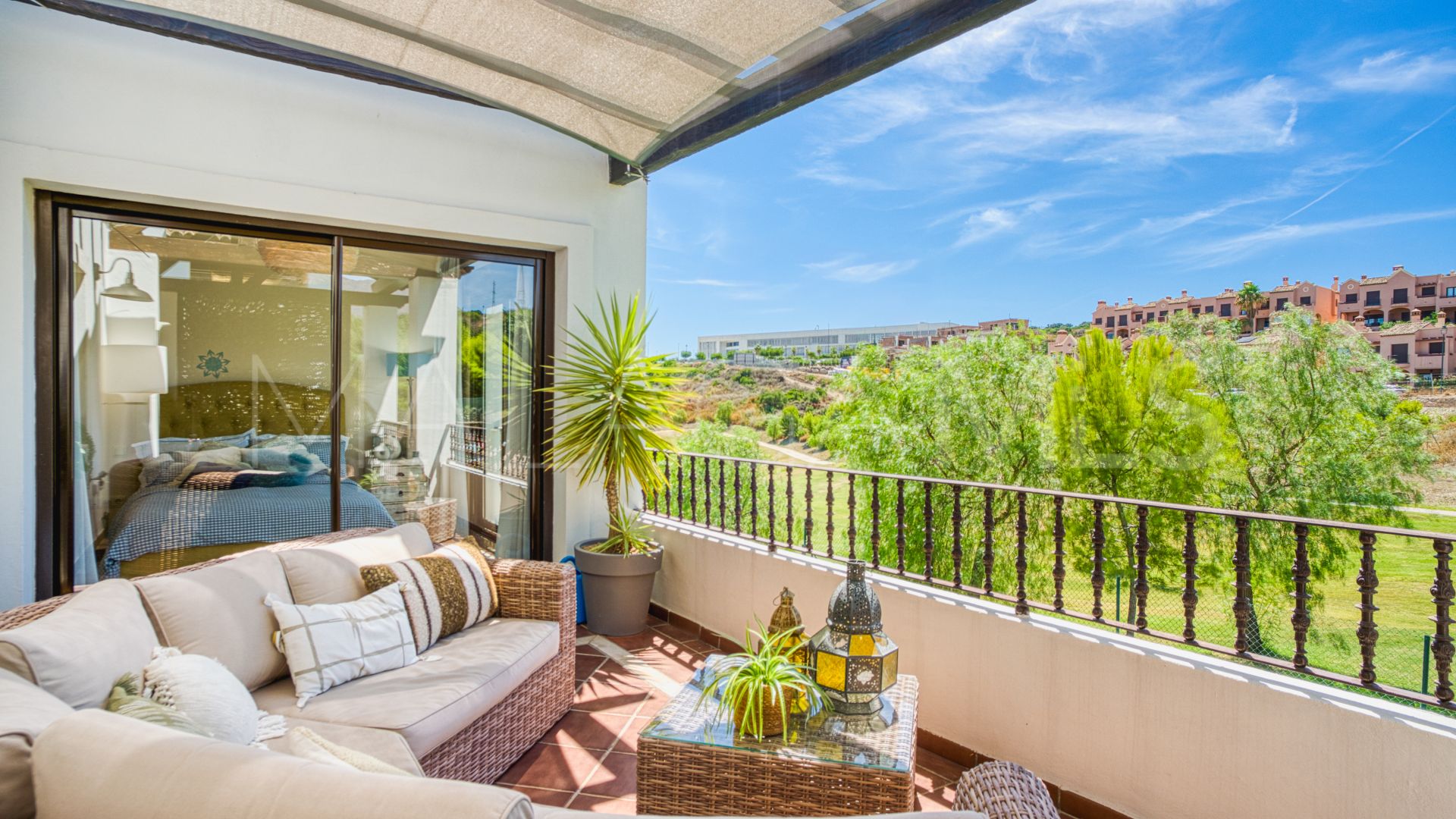 Villa a la venta with 3 bedrooms in Azata Golf