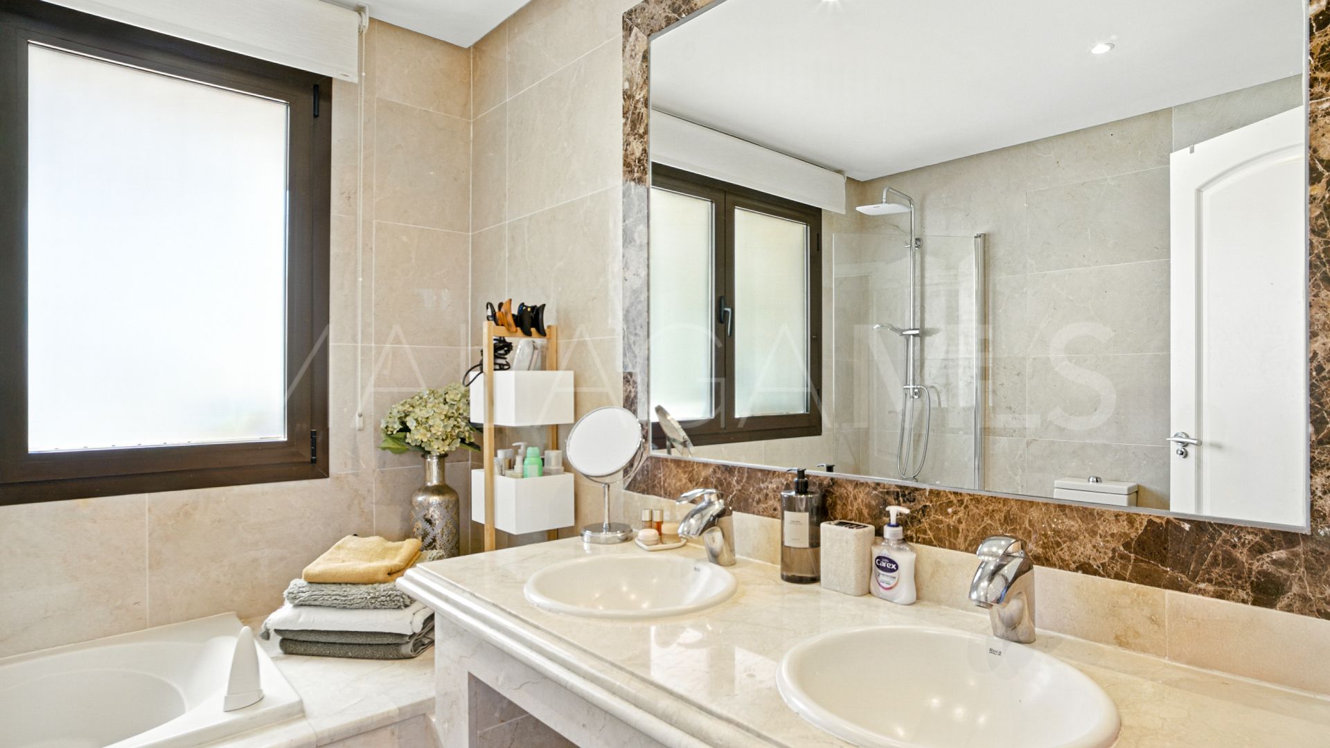 Villa a la venta with 3 bedrooms in Azata Golf
