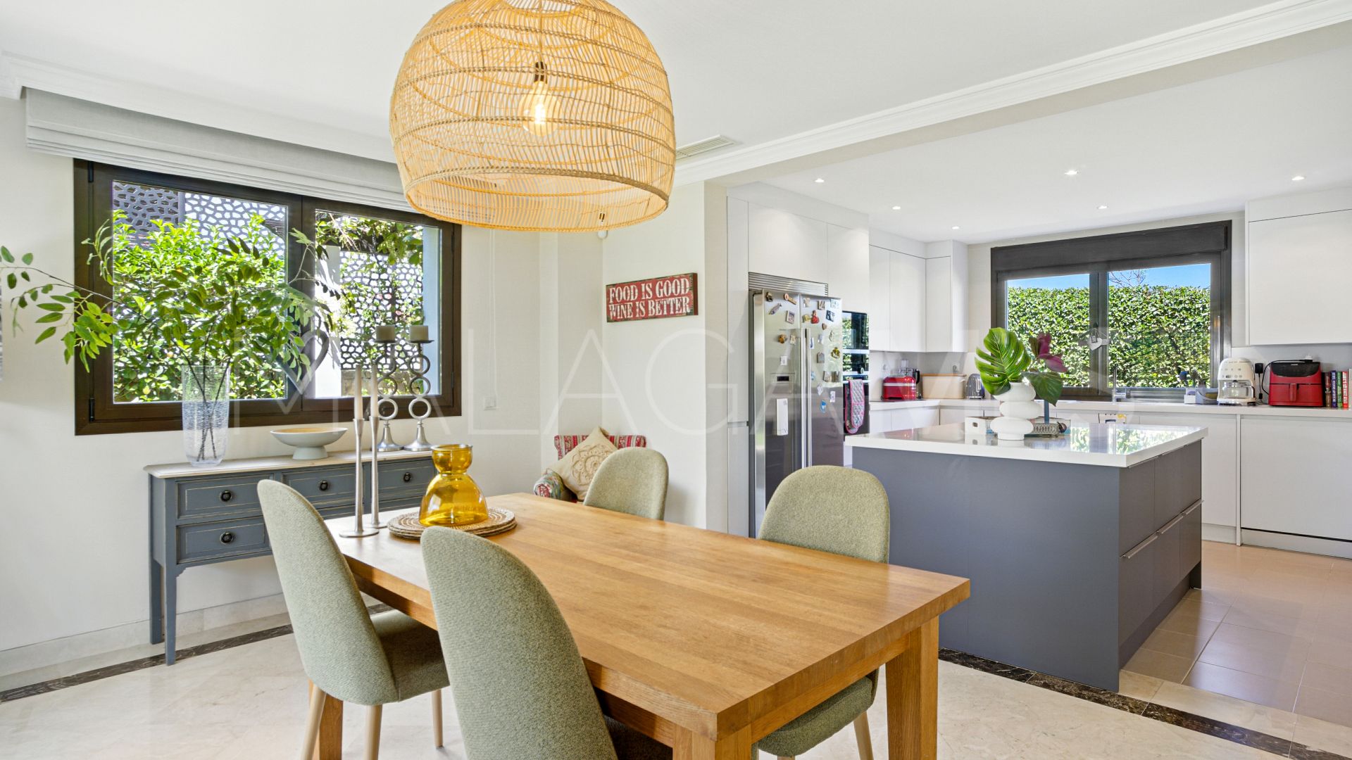 Villa a la venta with 3 bedrooms in Azata Golf