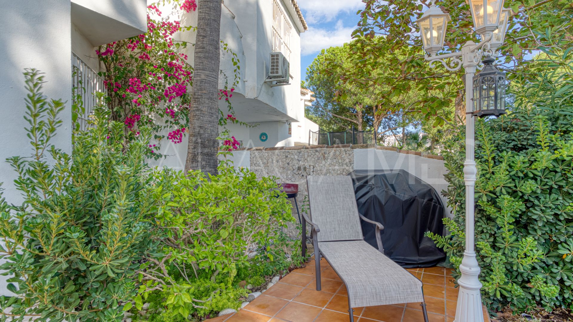 Maison de ville for sale in El Romeral de Calahonda