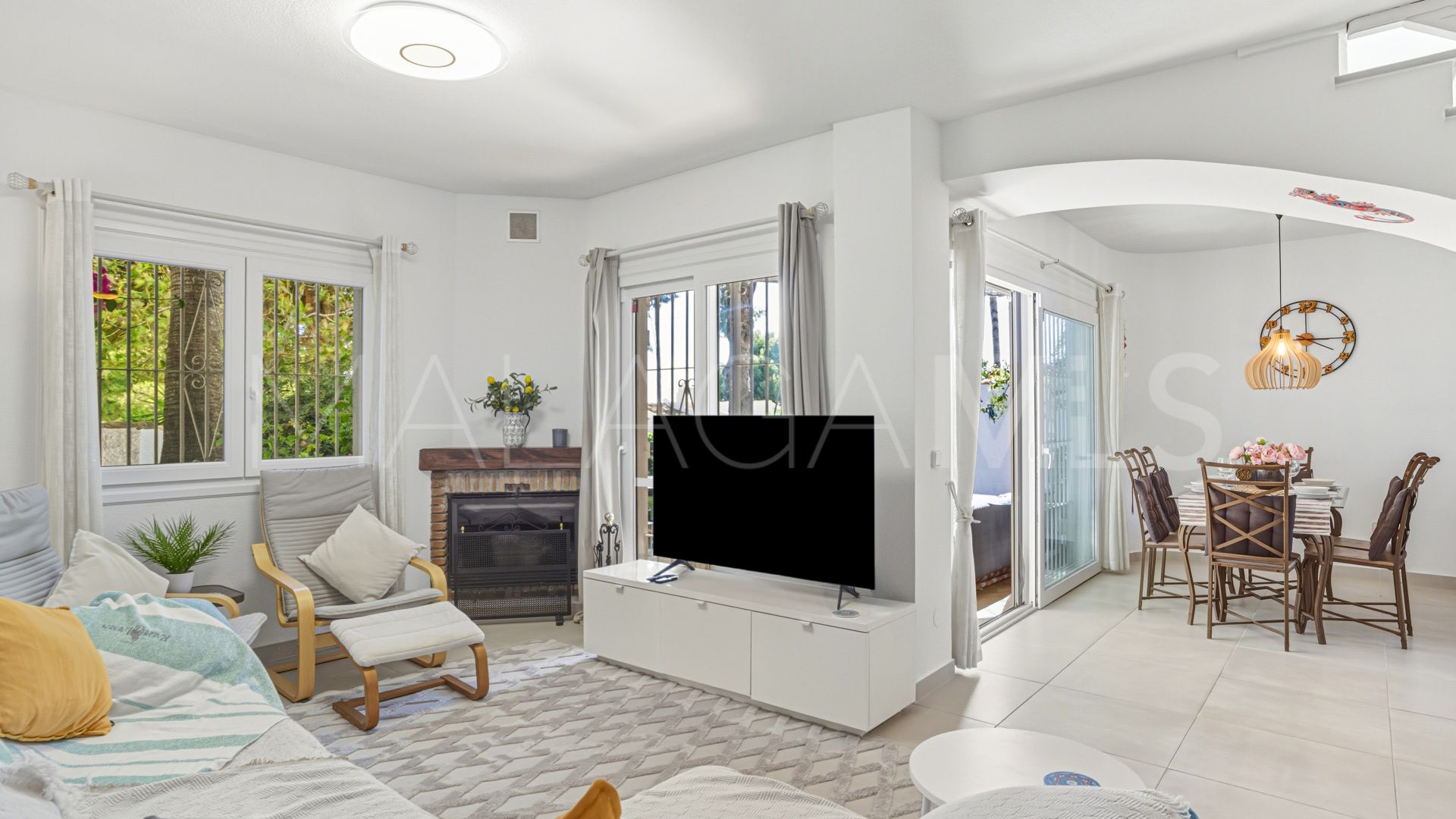 Maison de ville for sale in El Romeral de Calahonda