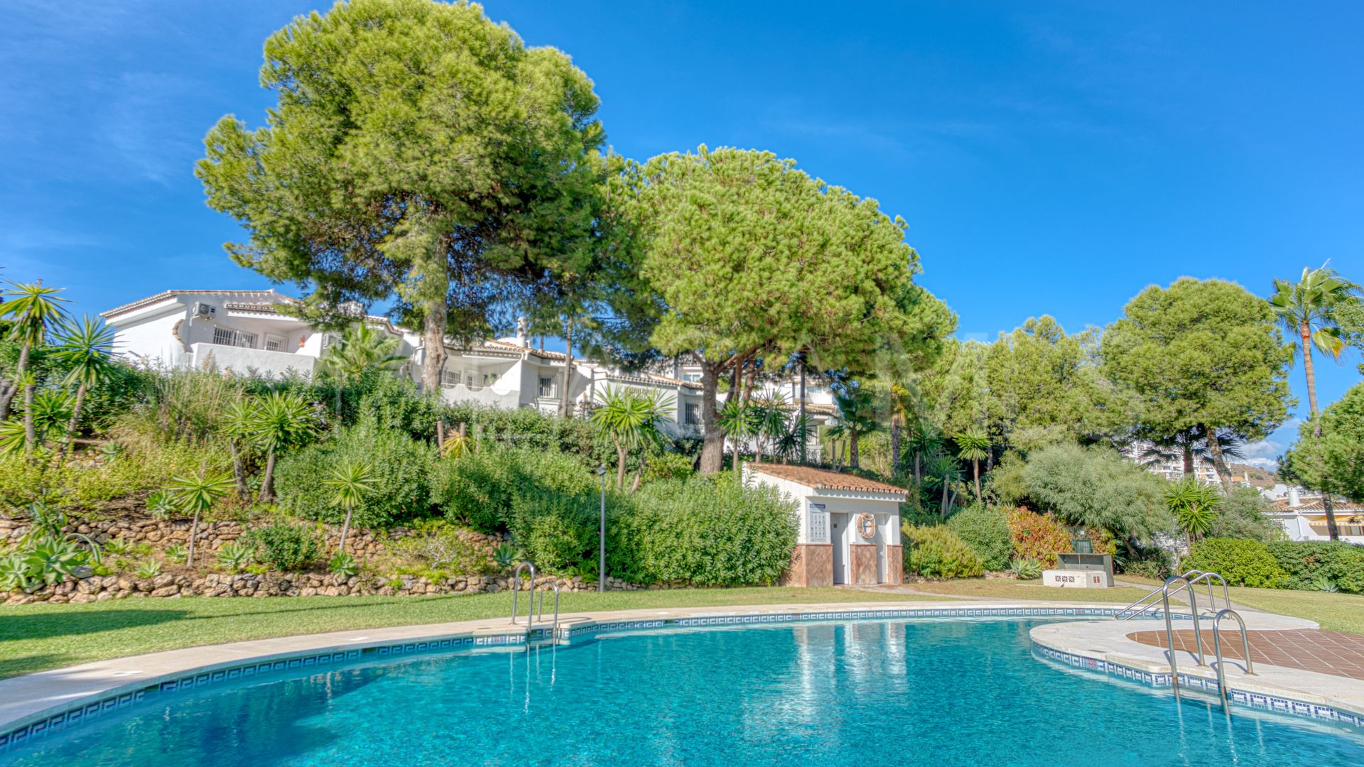 Maison de ville for sale in El Romeral de Calahonda