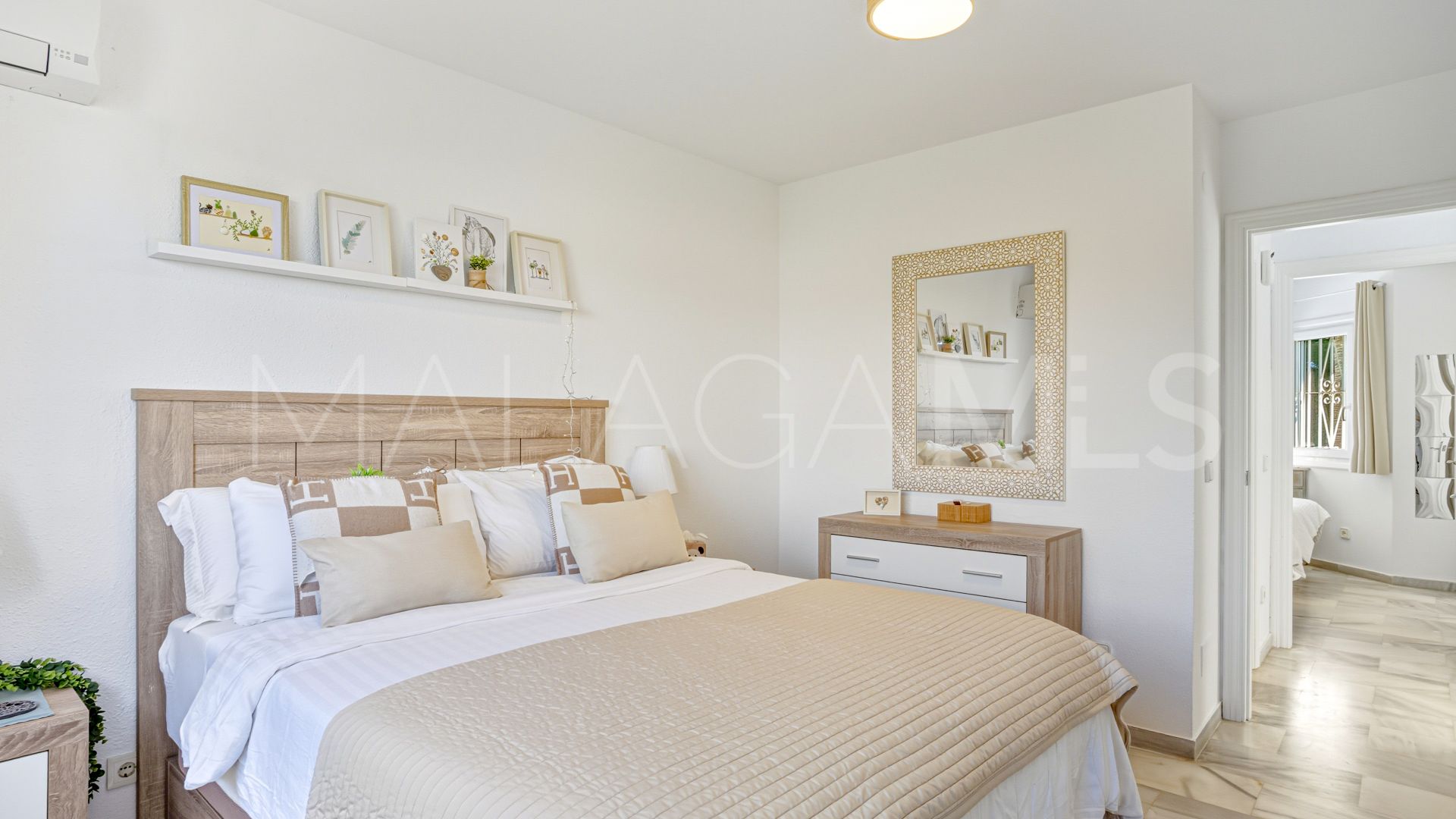 Maison de ville for sale in El Romeral de Calahonda