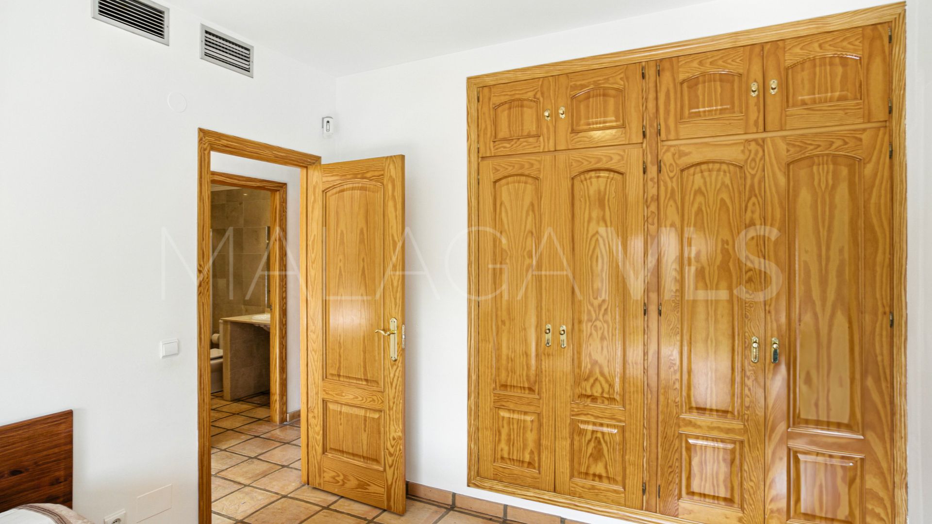 Parvilla for sale in Riviera del Sol