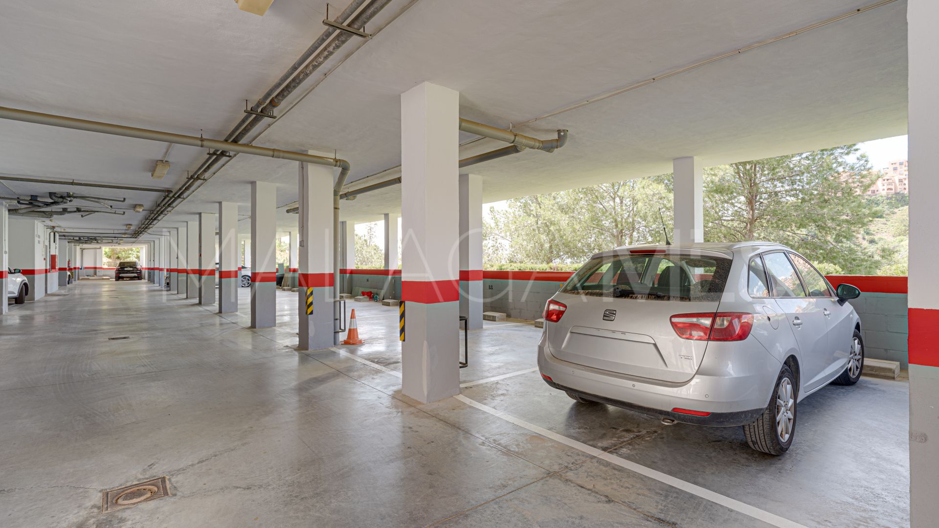 Ático for sale in Calahonda with 3 bedrooms