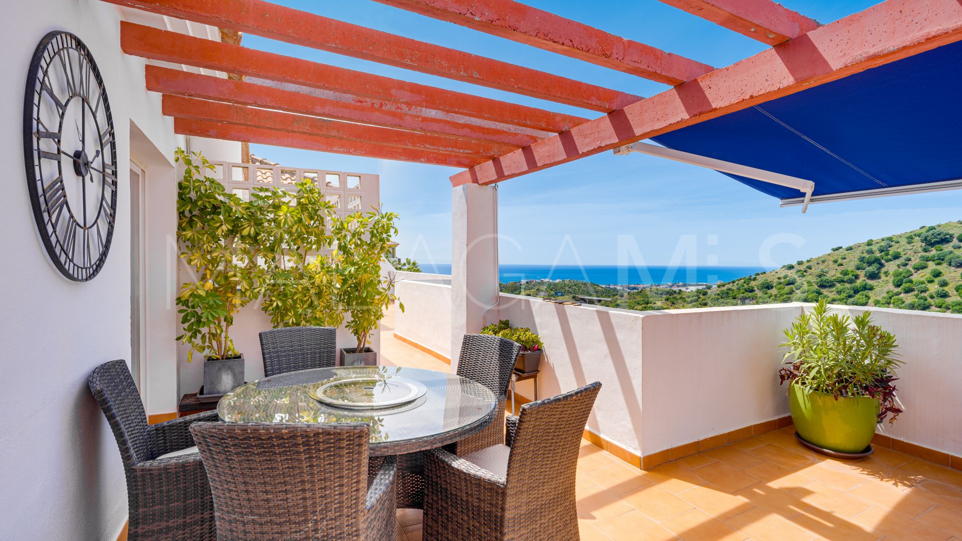 Ático for sale in Calahonda with 3 bedrooms