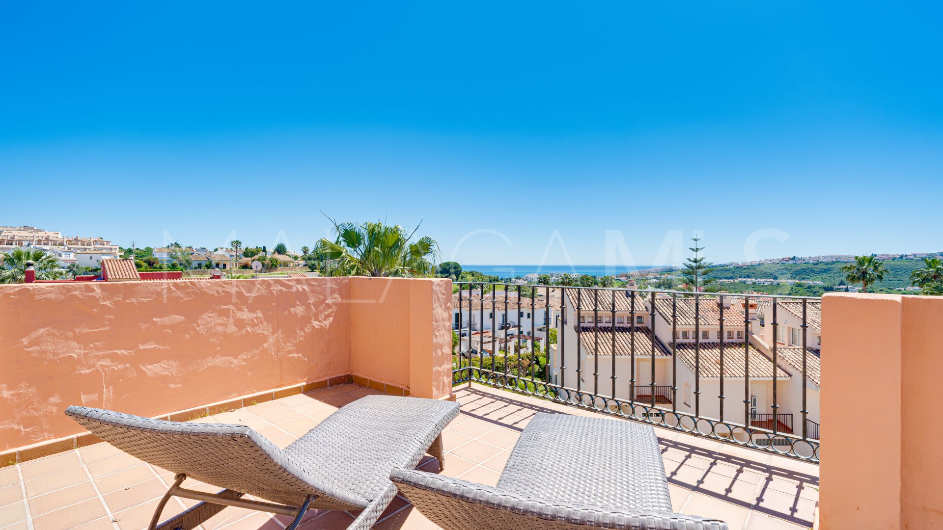 La Duquesa, pareado de 4 bedrooms for sale