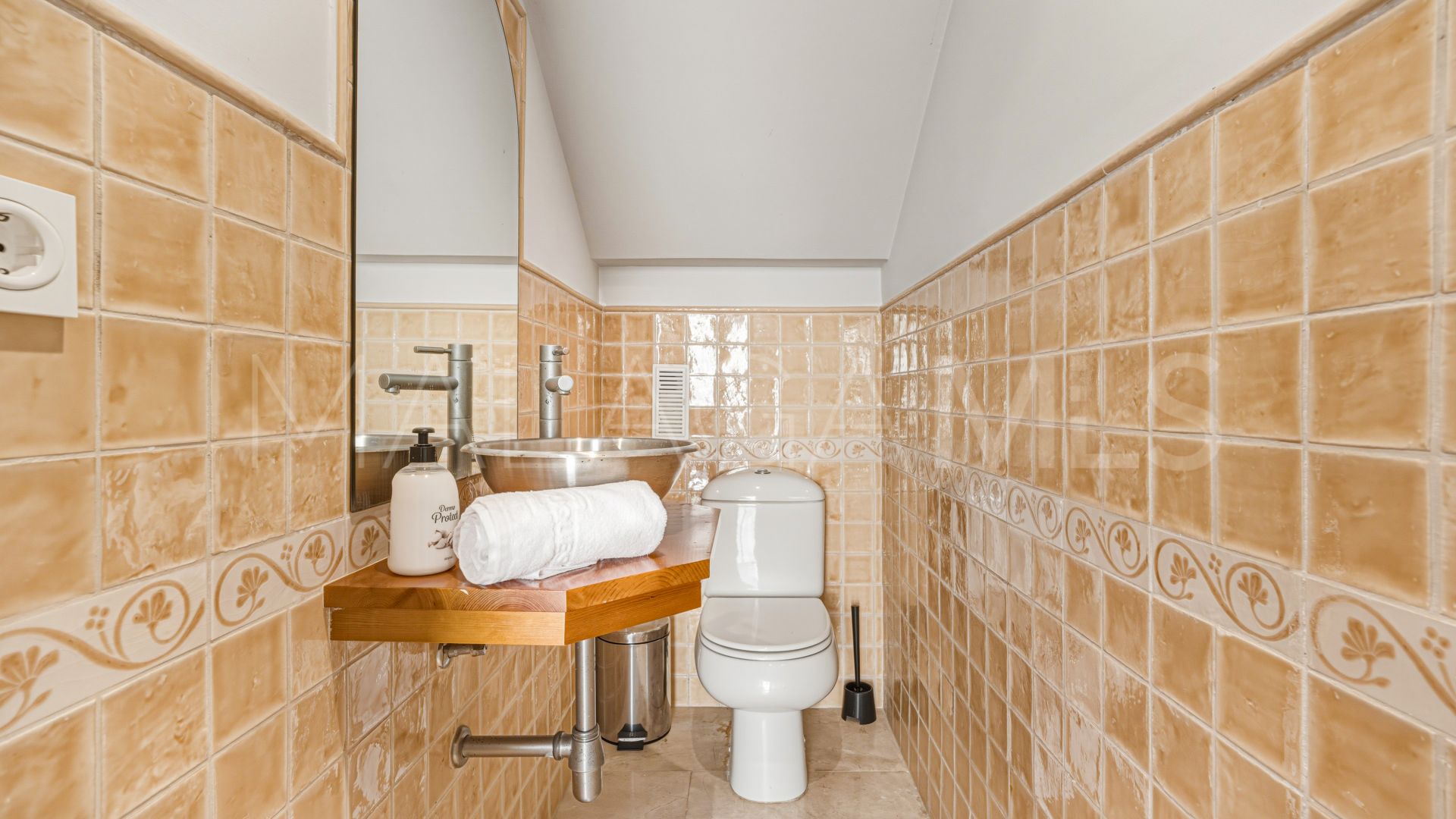 La Duquesa, pareado de 4 bedrooms for sale