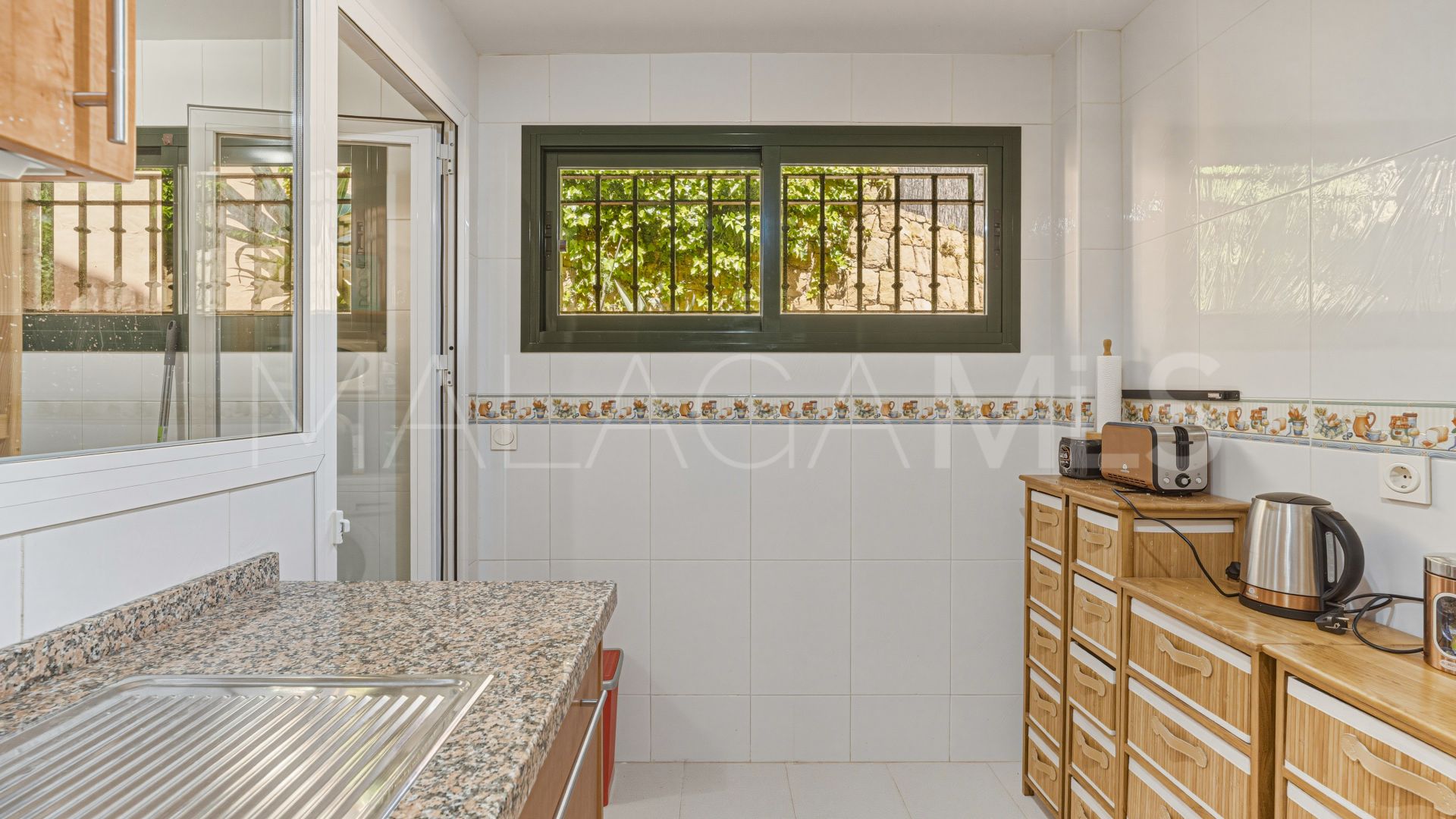 La Duquesa, pareado de 4 bedrooms for sale