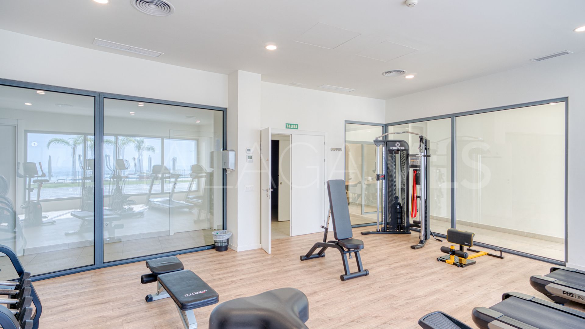 Ground floor apartment for sale in Cala de Mijas with 3 bedrooms