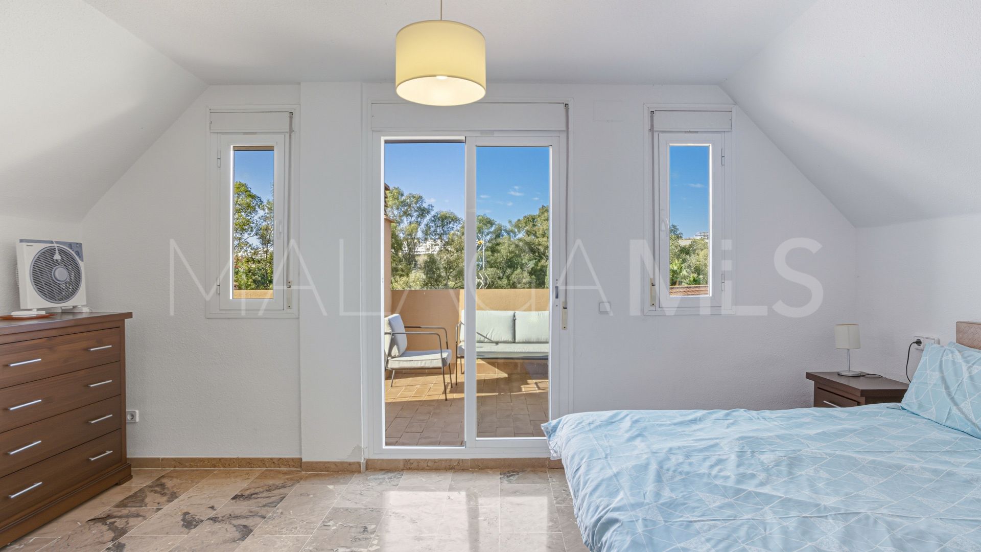 Tvåvånings takvåning for sale in Casares Playa