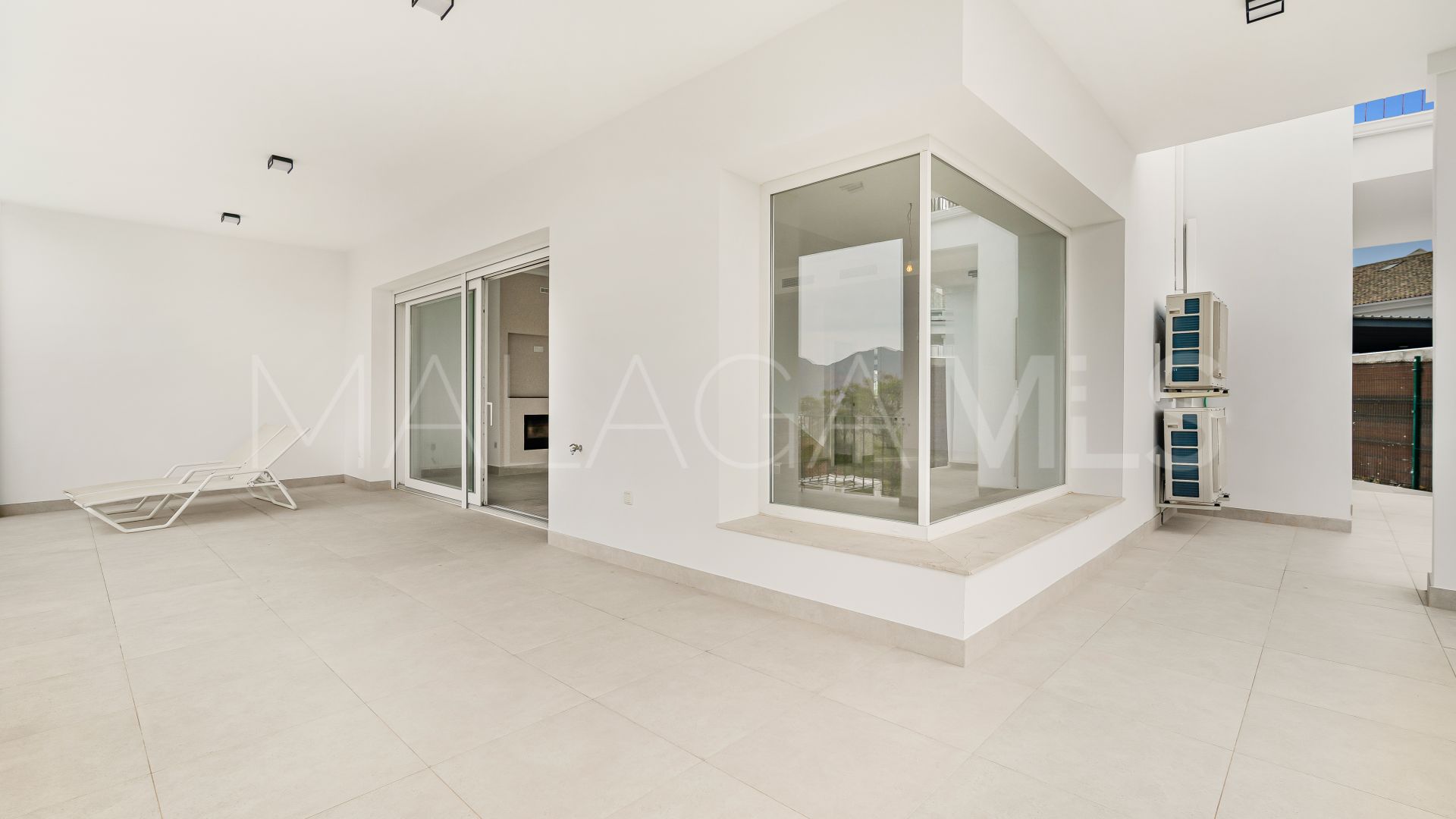 Villa for sale in La Mairena