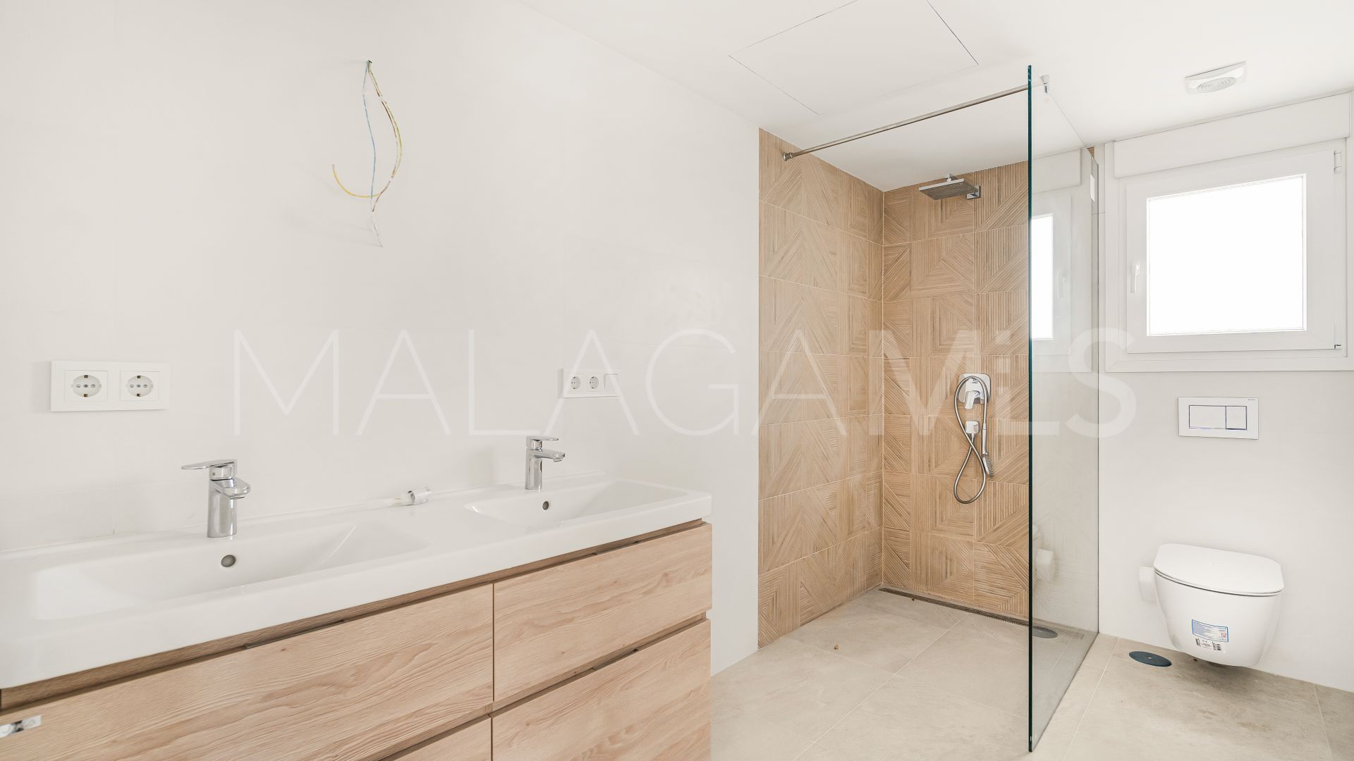 Villa for sale in La Mairena