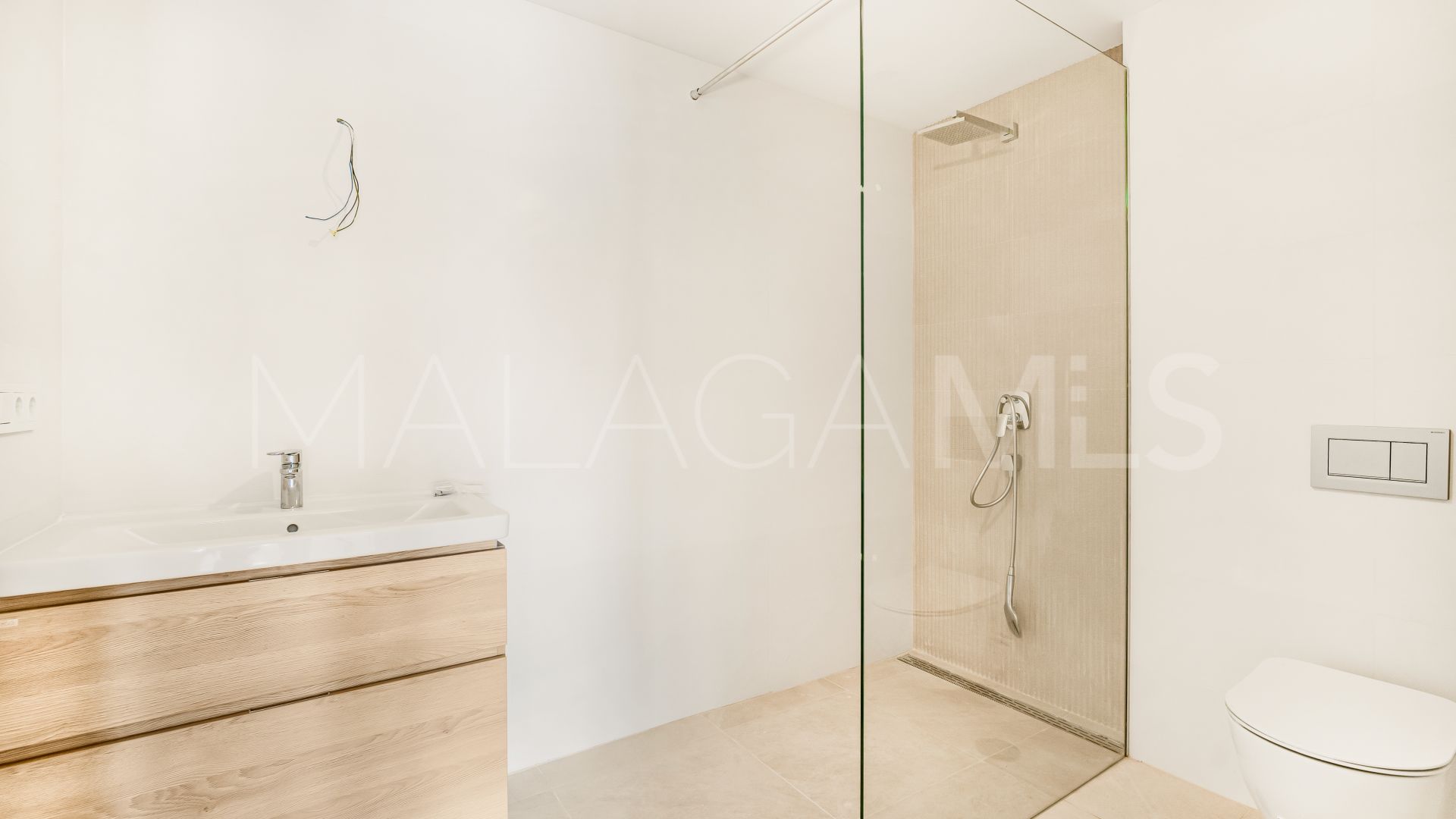 Villa for sale in La Mairena