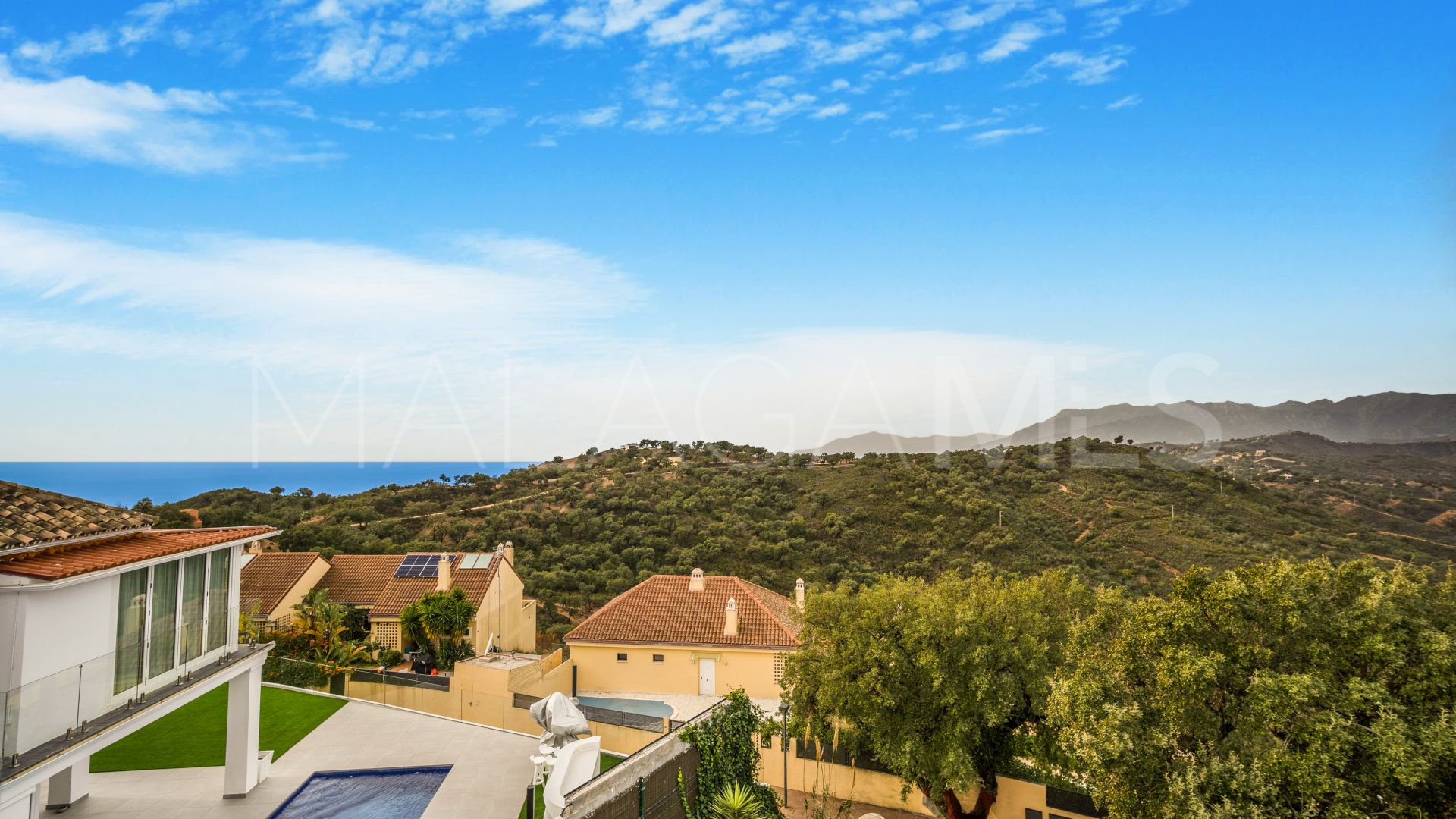 Villa for sale in La Mairena