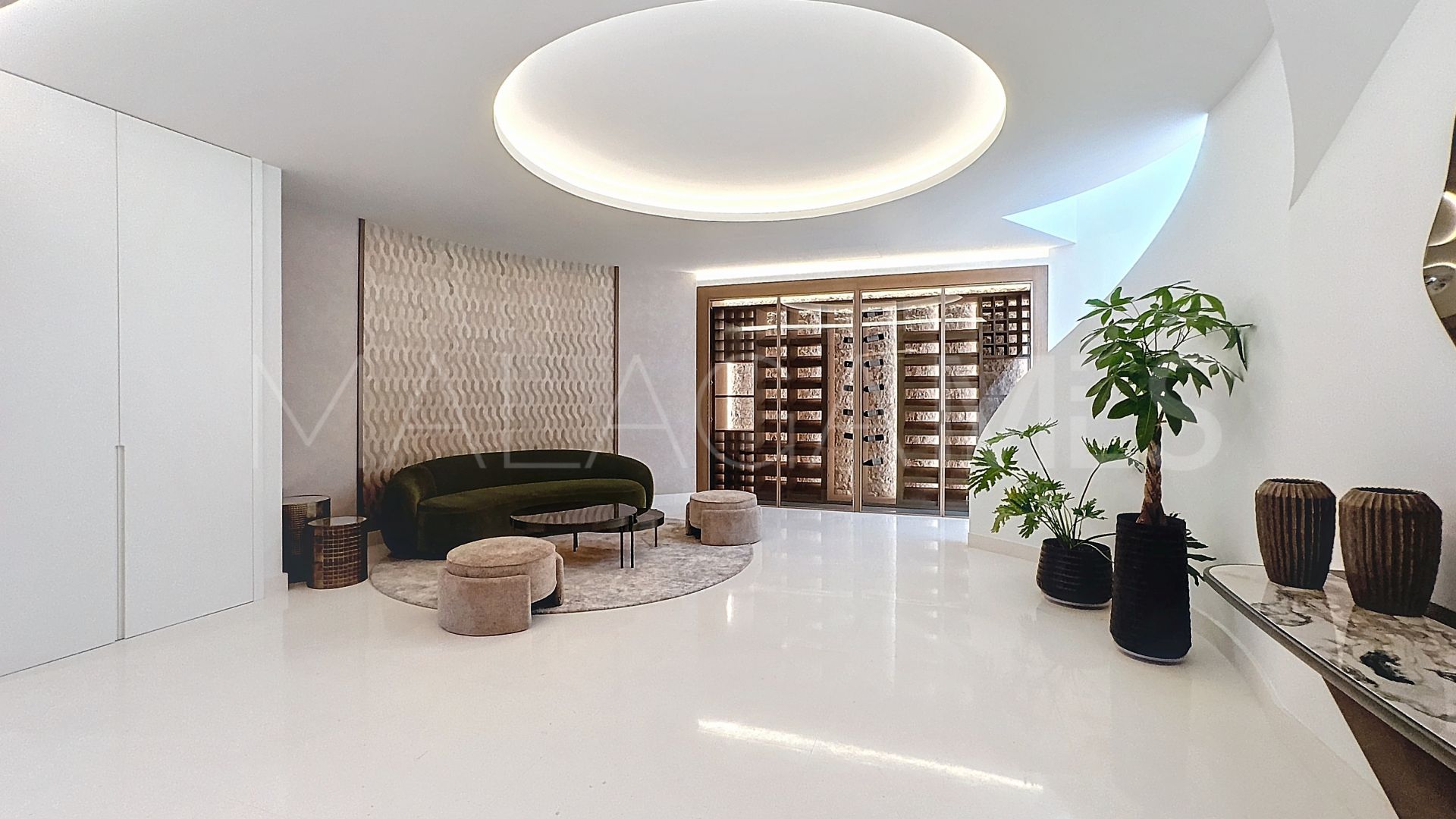 7 bedrooms villa in Sierra Blanca for sale