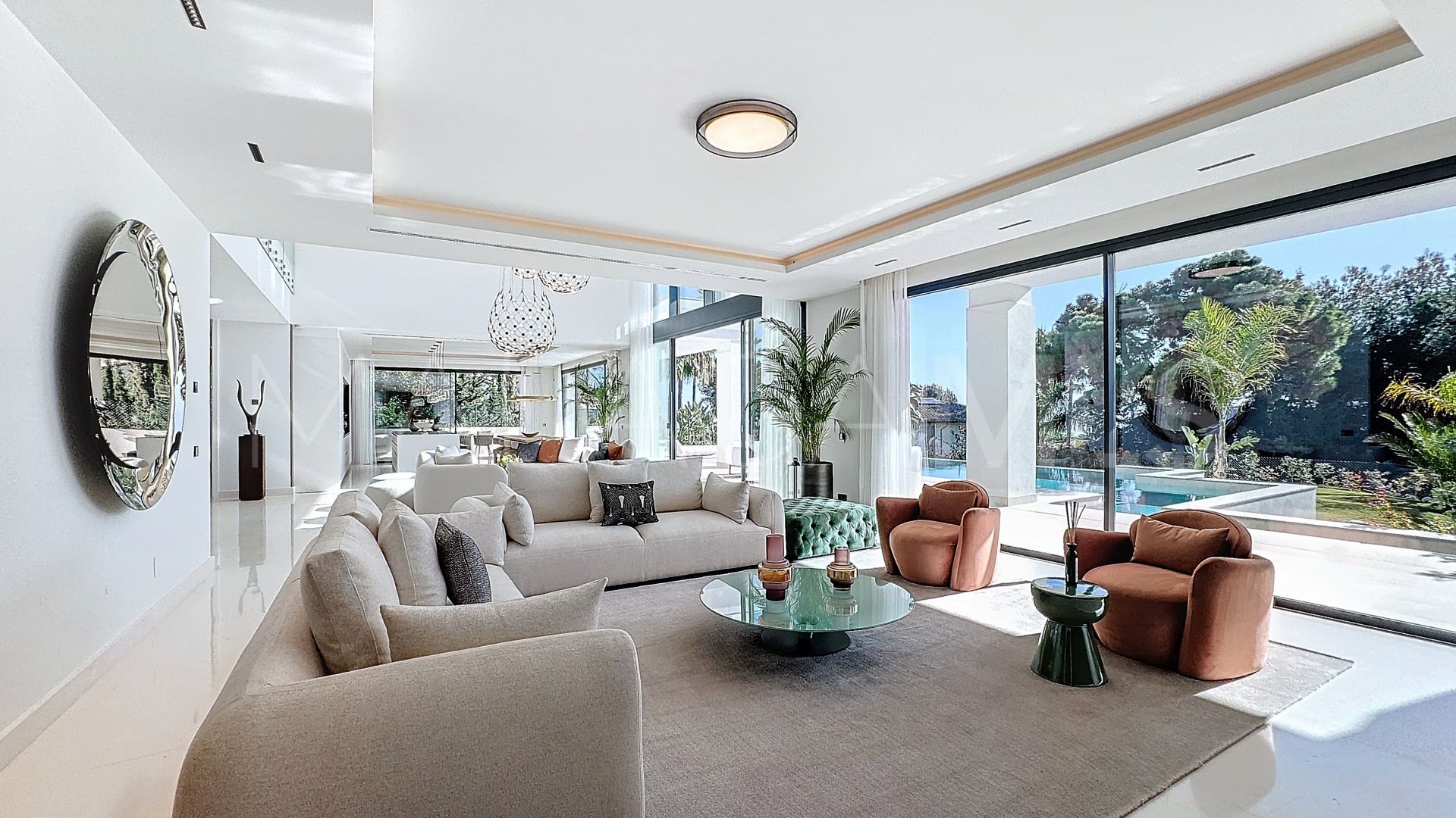 7 bedrooms villa in Sierra Blanca for sale