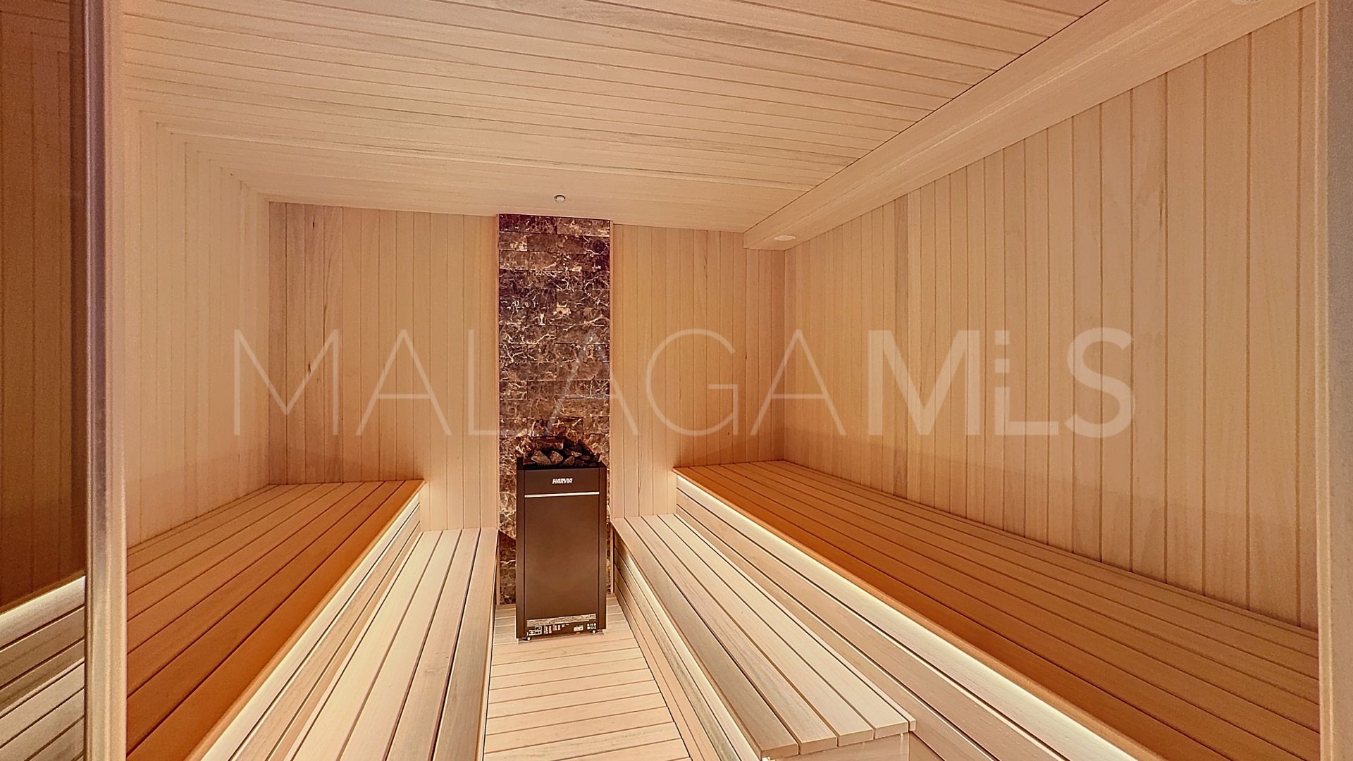 7 bedrooms villa in Sierra Blanca for sale