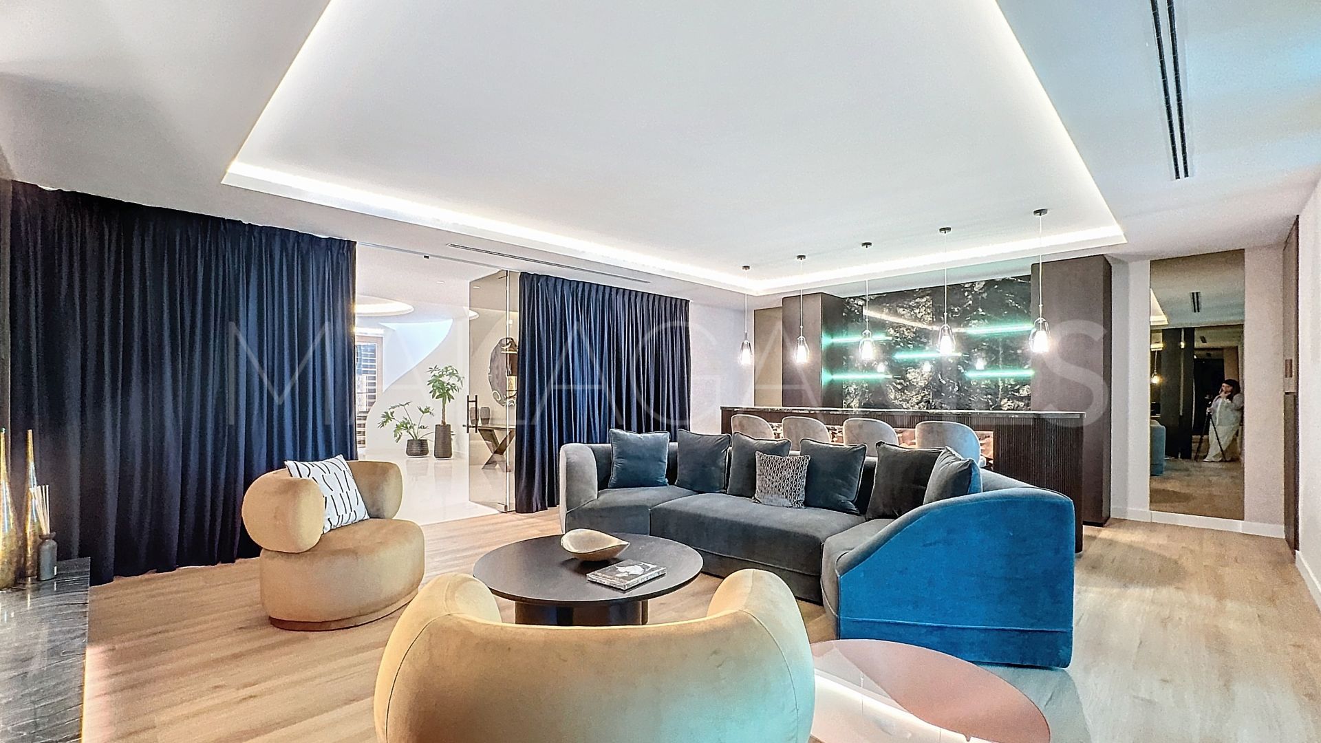 7 bedrooms villa in Sierra Blanca for sale