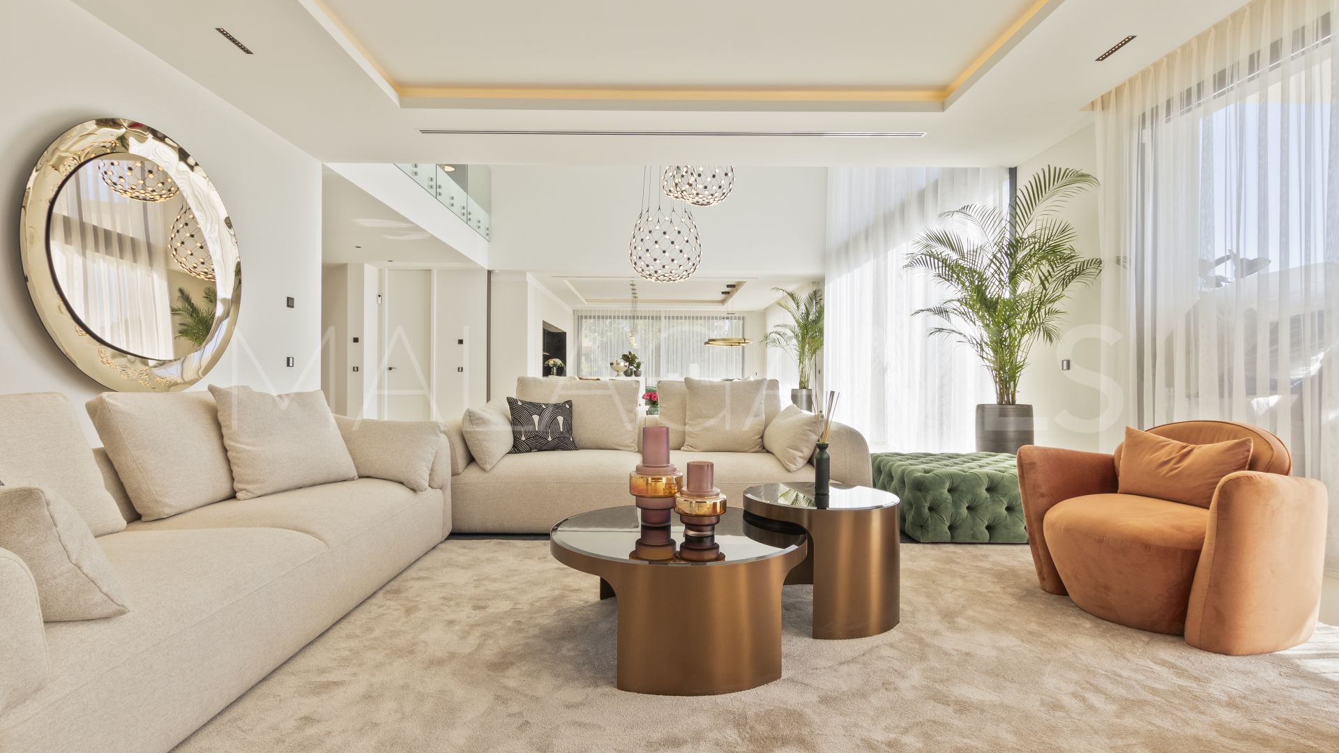 7 bedrooms villa in Sierra Blanca for sale