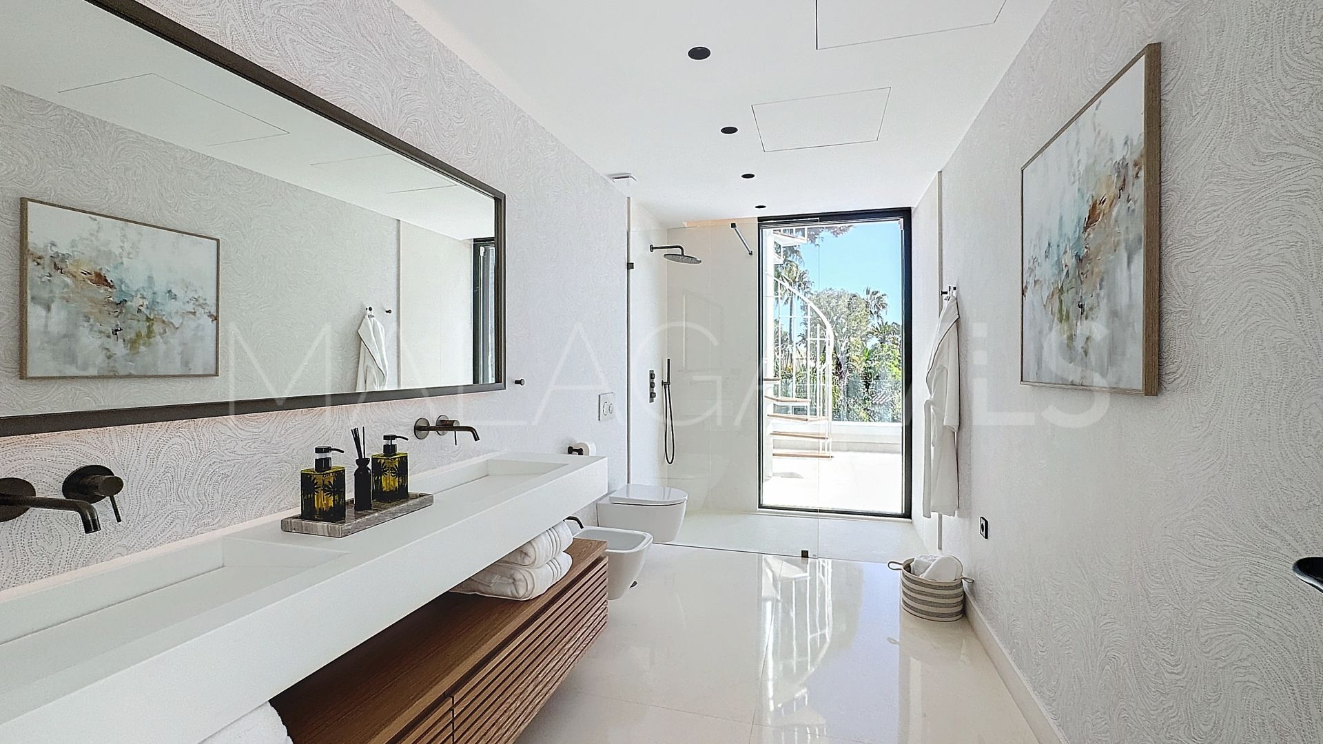 7 bedrooms villa in Sierra Blanca for sale