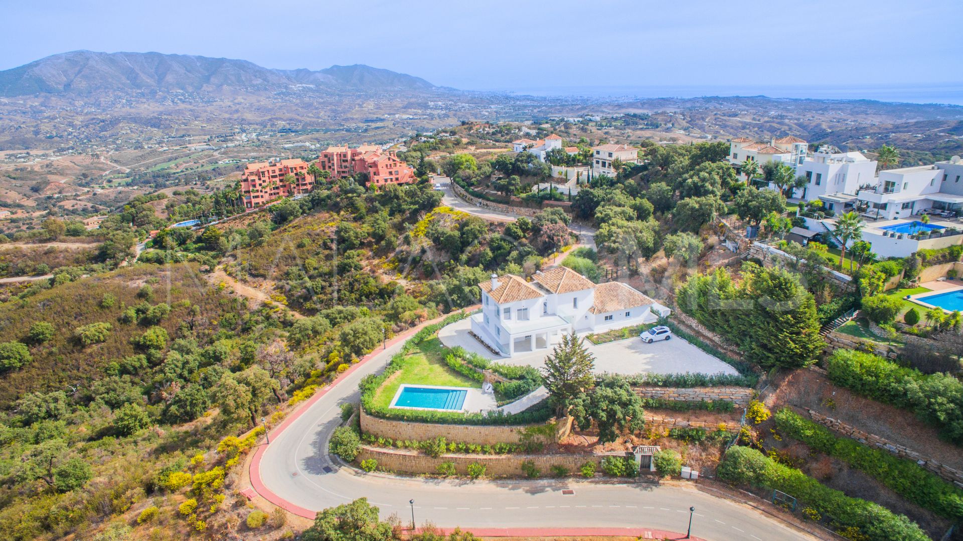 Villa for sale in La Mairena