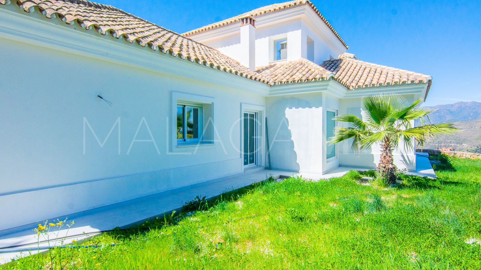 Villa for sale in La Mairena