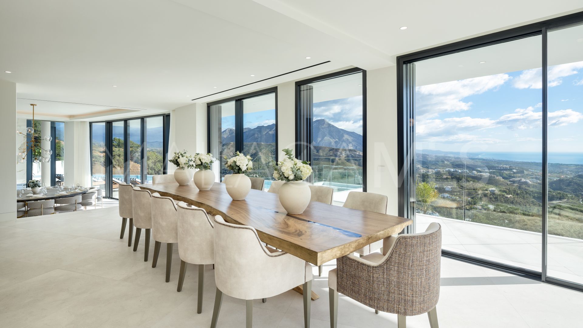 Villa for sale in La Zagaleta