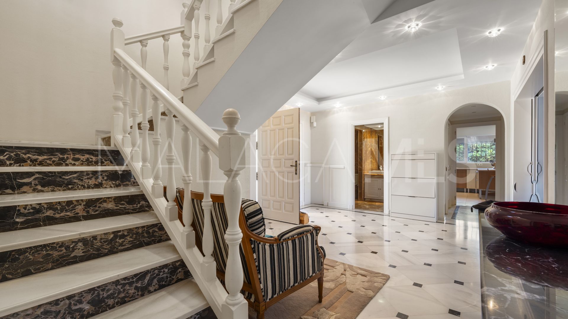 Villa for sale in El Paraiso Playa