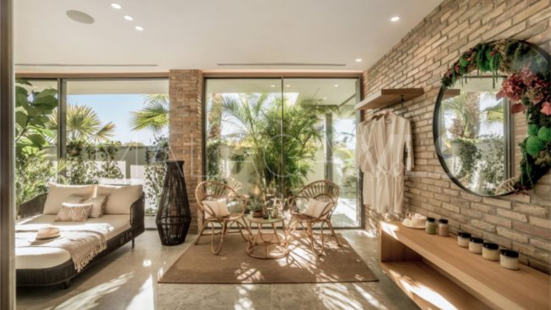 Villa for sale in El Herrojo