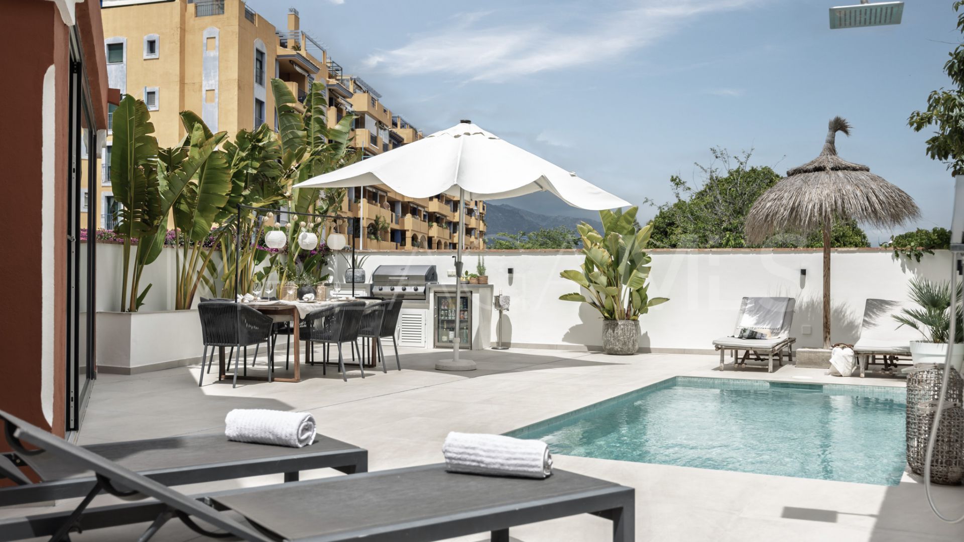 Parvilla for sale in Nueva Alcantara