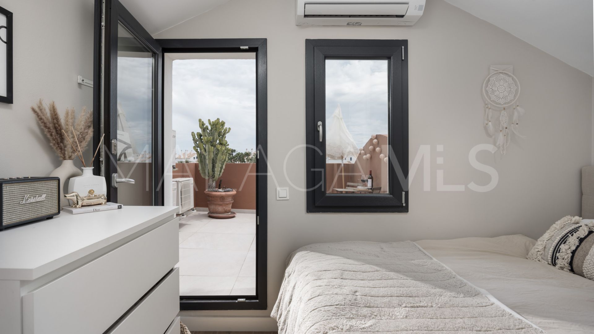 Parvilla for sale in Nueva Alcantara