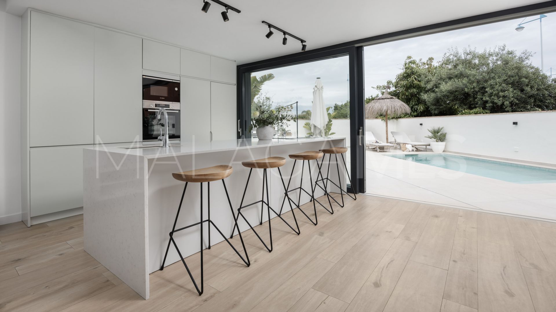 Parvilla for sale in Nueva Alcantara