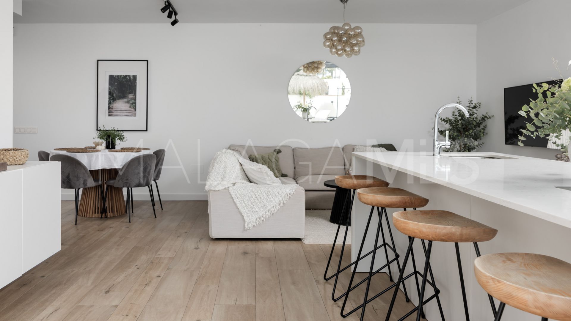 Parvilla for sale in Nueva Alcantara